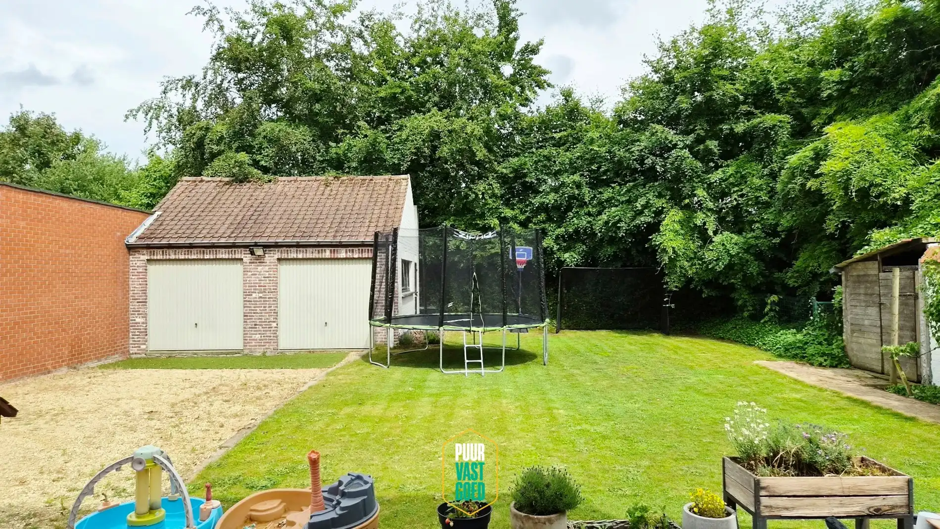 Strak moderne renovatie in dialoog met authentieke charme foto 24