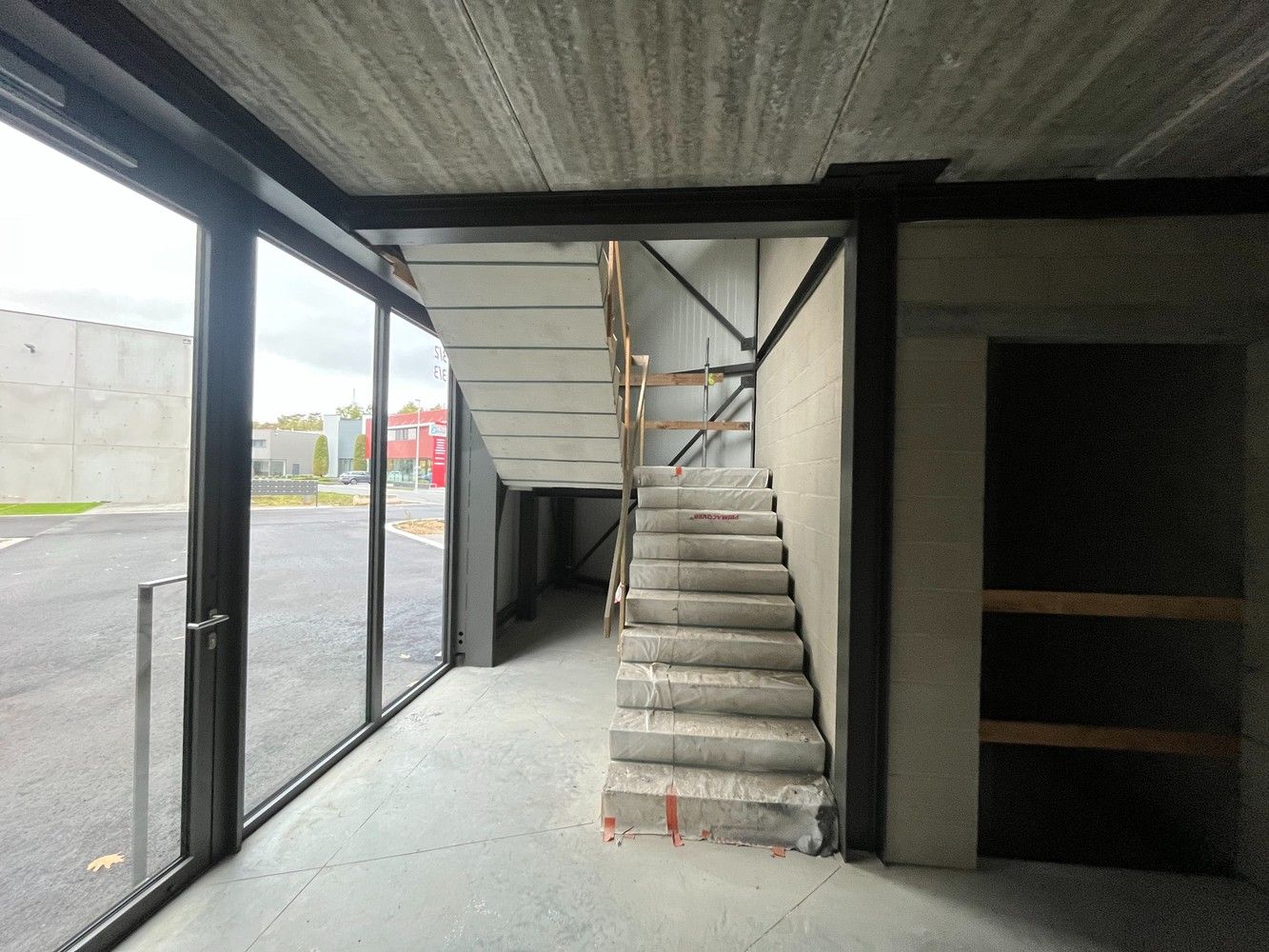 Unit 29 1ste V. +/- 344m² foto 12