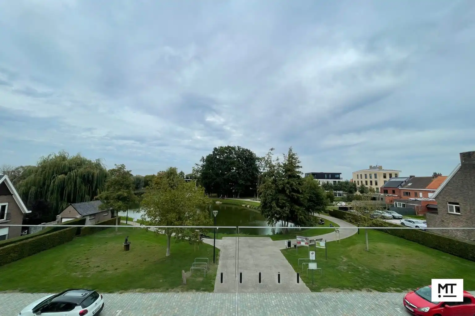 Ruim 2-slaapkamerappartement met dubbele terrassen en prachtig uitzicht foto 19