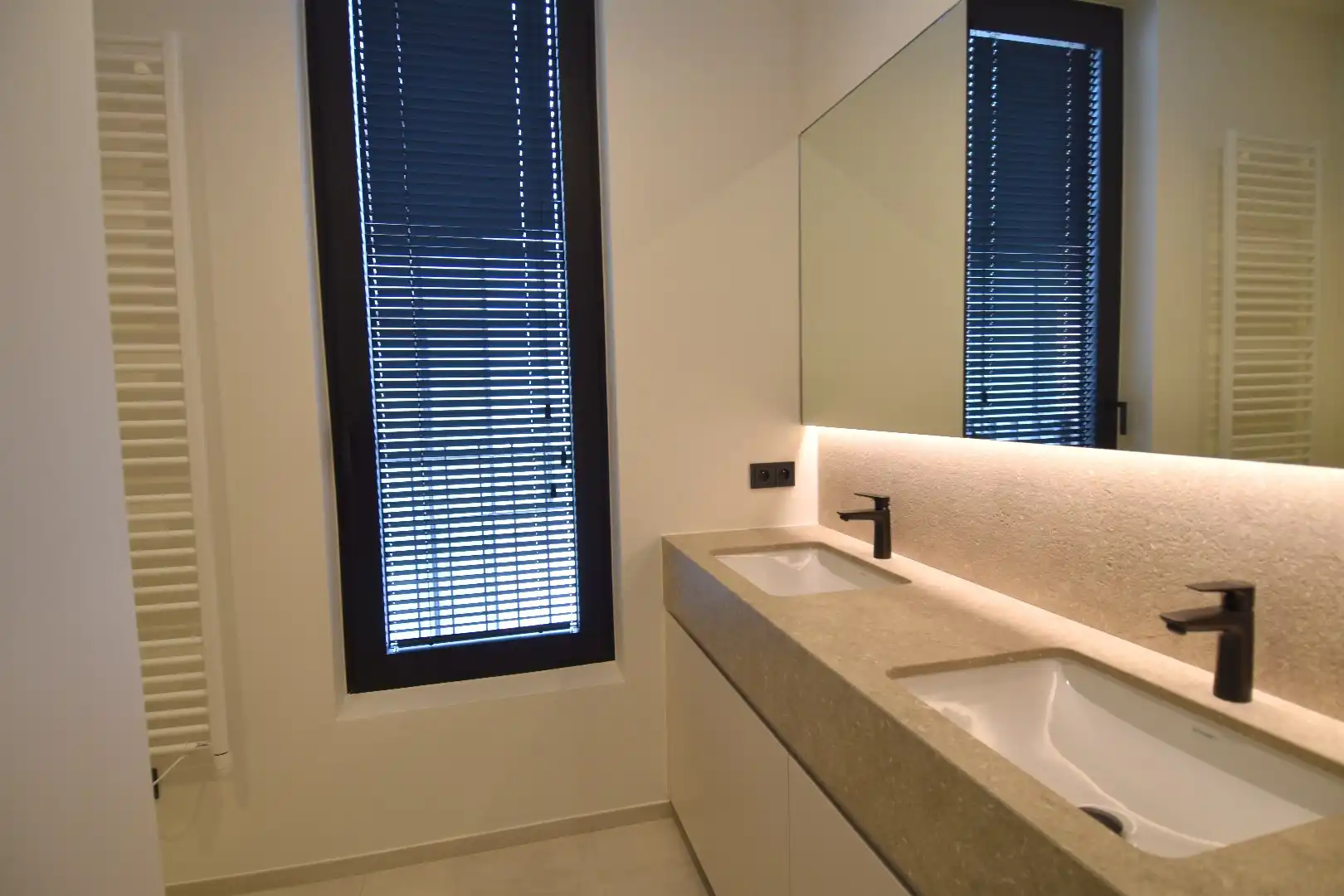 Wonen aan de Broeltorens in een luxe appartement foto 14