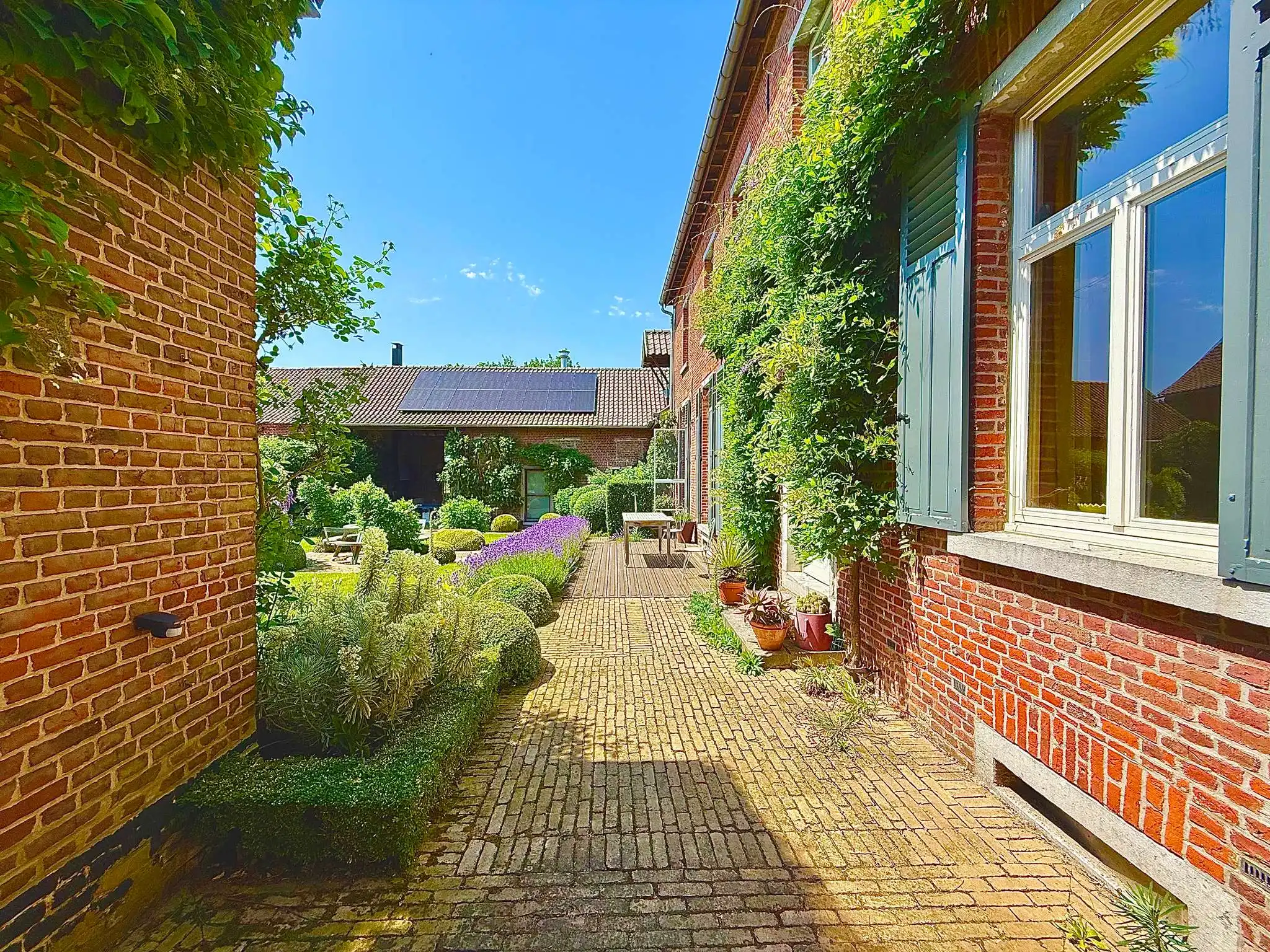✨ EXCLUSIEF GERENOVEERDE VIERKANTSHOEVE IN KESTER foto 16