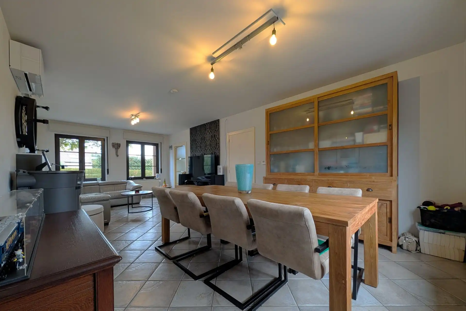 Instapklare gezinswoning met 3 slaapkamers en gezellige tuin foto 7