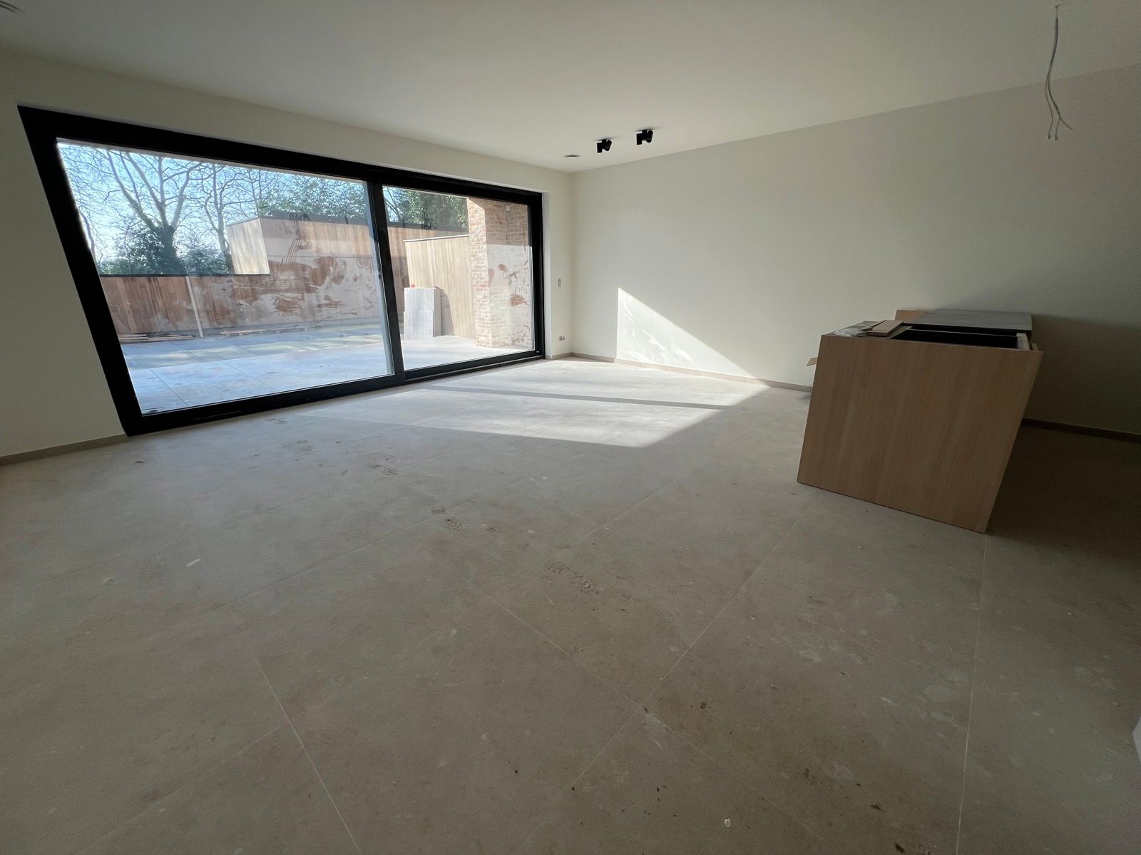 Luxueus nieuwbouw GLV met 1 slpk, terras, berging en parking foto 5