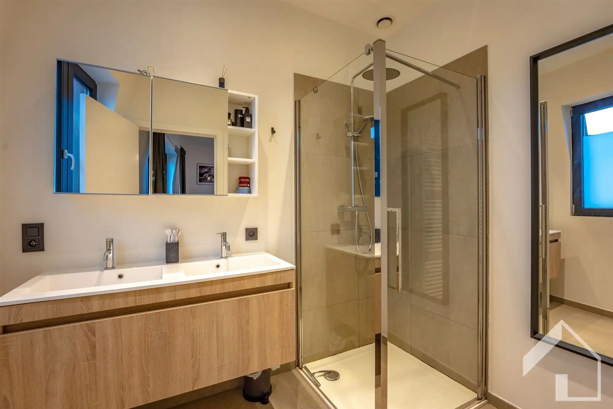 Dakappartement met prachtig terras, 1 slaapkamer in Antwerpen centrum foto 8