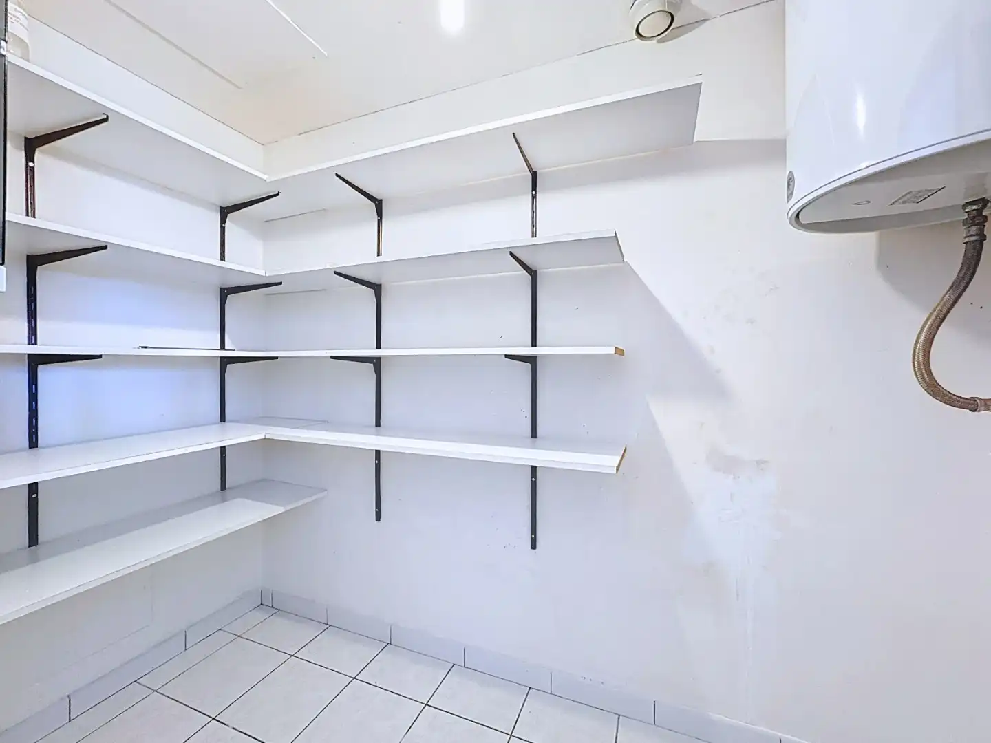 Lichtrijk appartement gelegen op wandelafstand van het centrum  foto 6