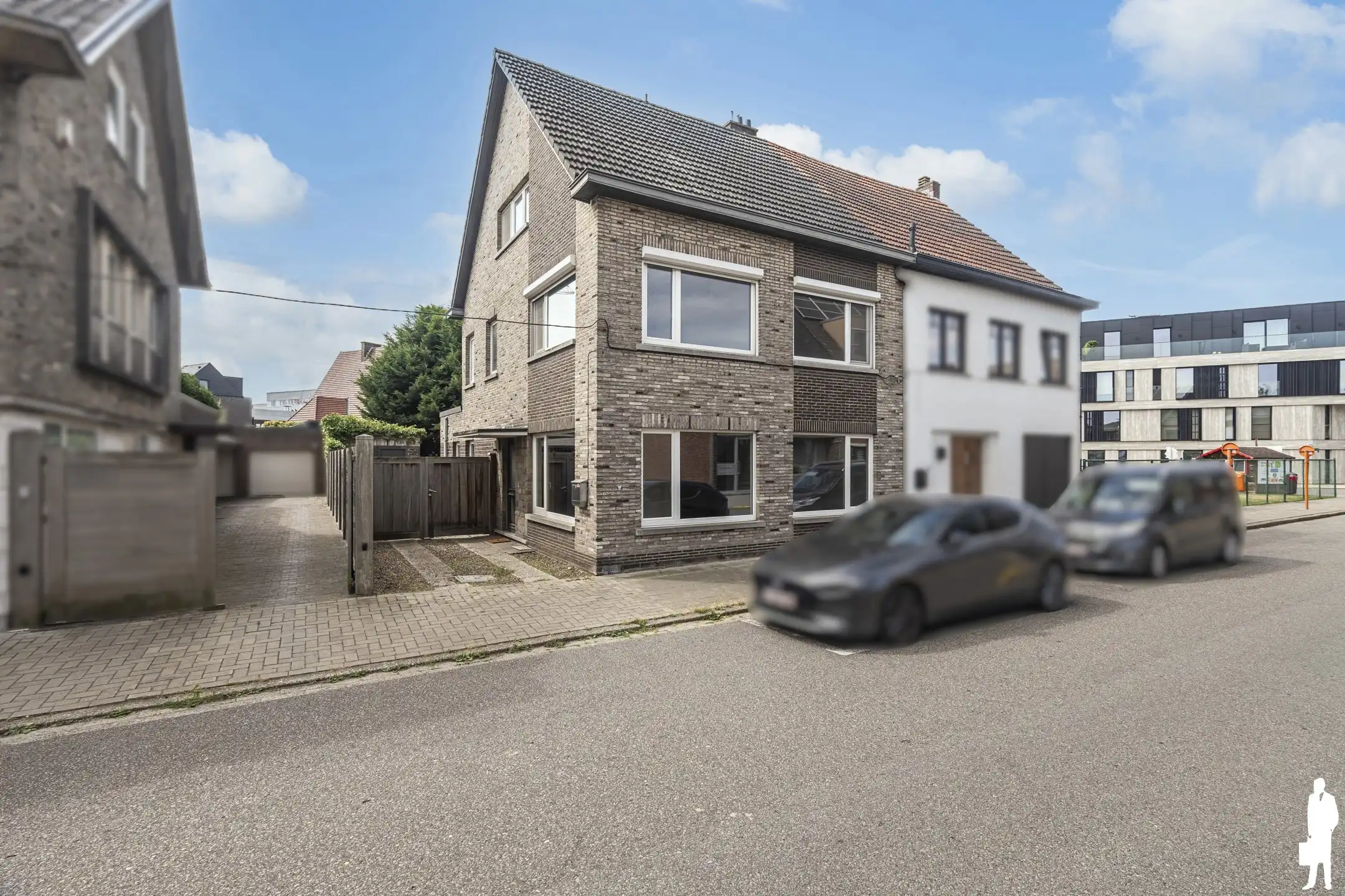 Ruime stadswoning - 4 slpk., 2 bdk., garage; zonnepanelen foto 2