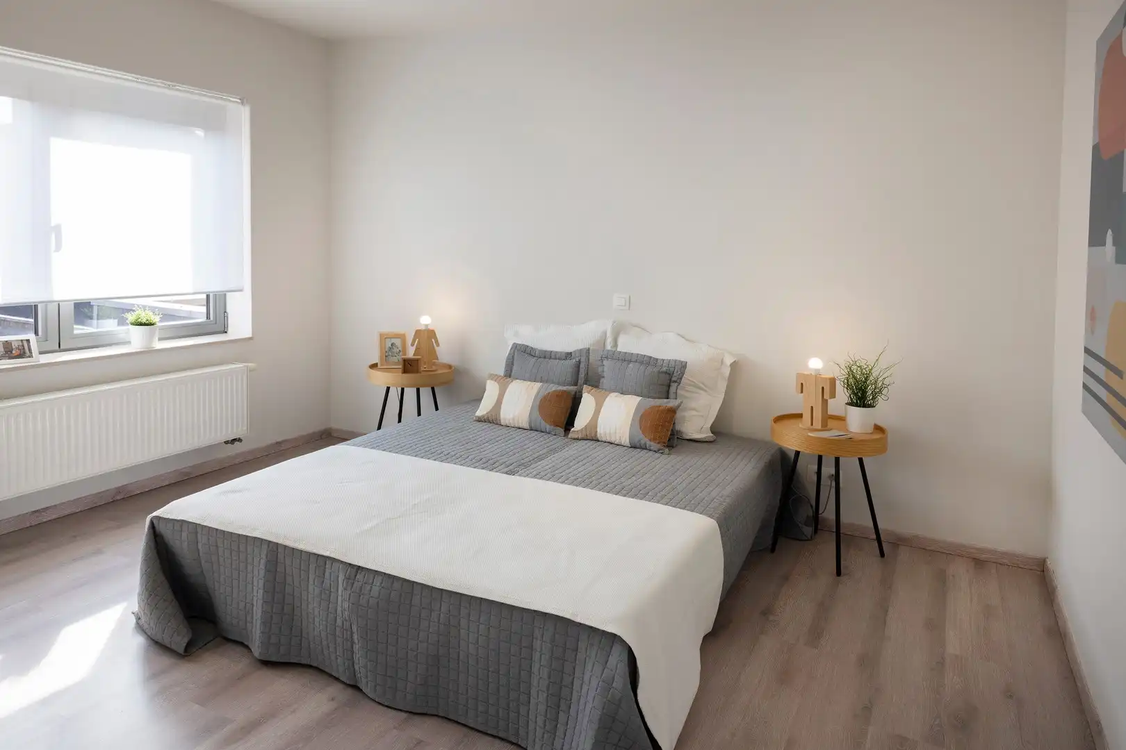 Centraal gelegen, lichtrijk appartement met 2 slaapkamers. foto 10