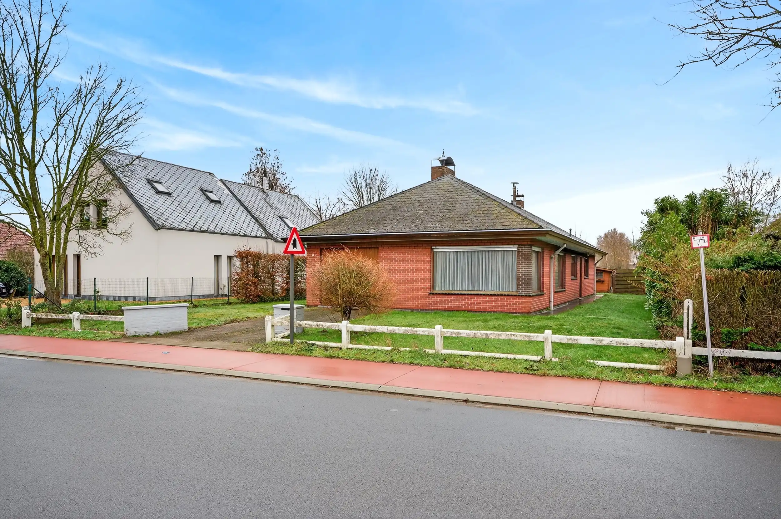 Charmante bungalow met potentieel op topligging te Zele foto 14