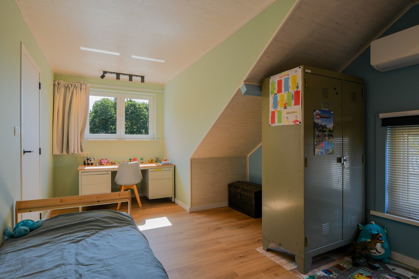 Gerenoveerde gezinswoning met tuin en garage in landelijke omgeving foto 17