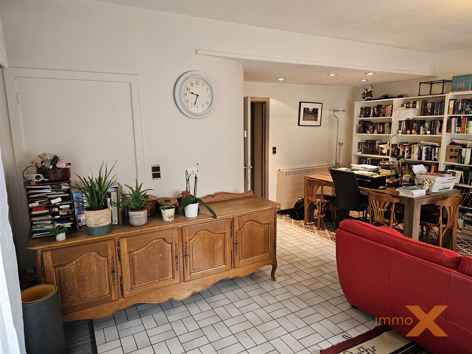 GEZELLIGE SEVENTIES WONING MET GARAGE EN TUINTJE foto 5