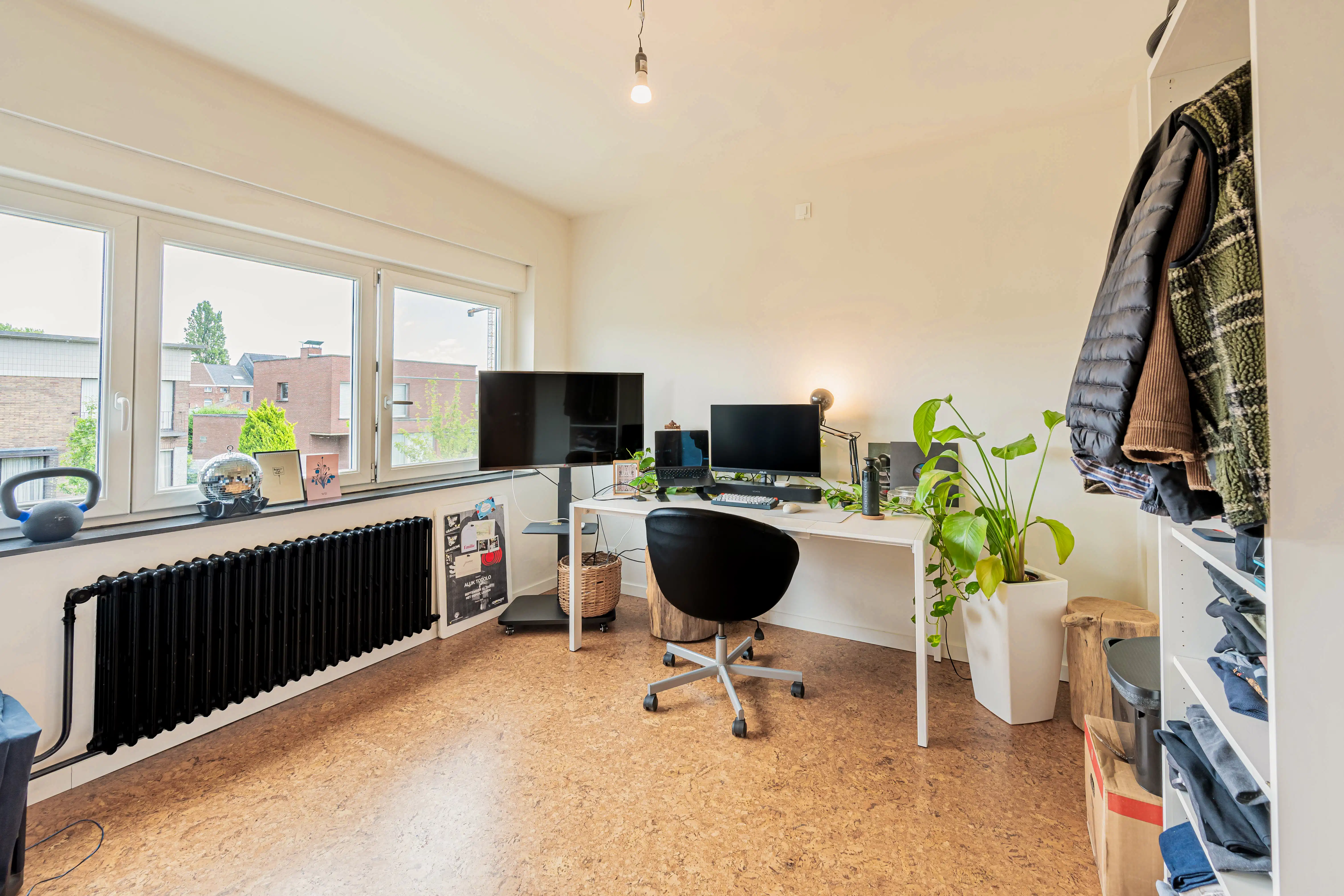 Trendy instapklare gezinswoning met ruime en groene tuin! foto 11