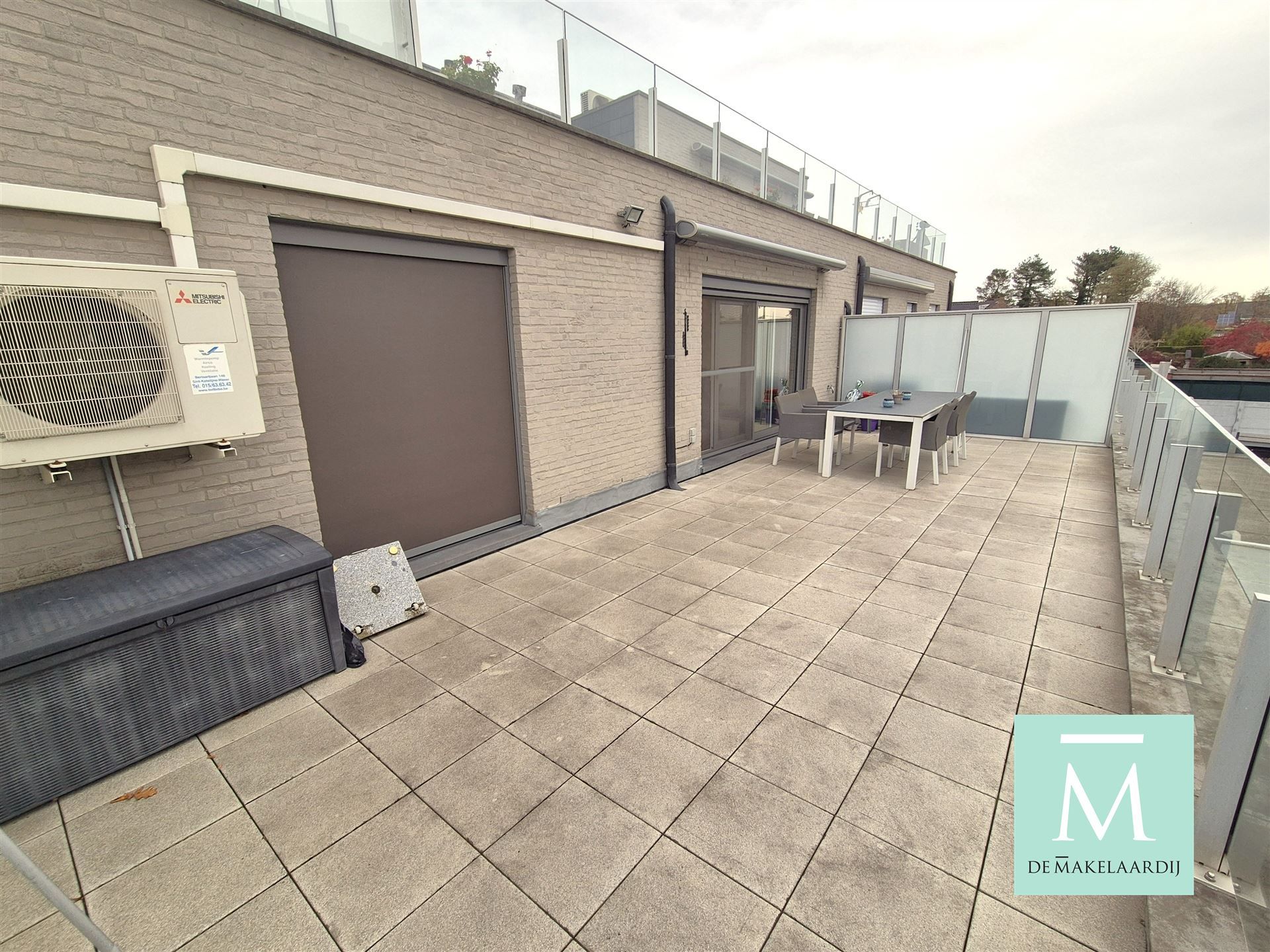 Appartement met 2 slaapkamers en zeer ruim terras foto 9