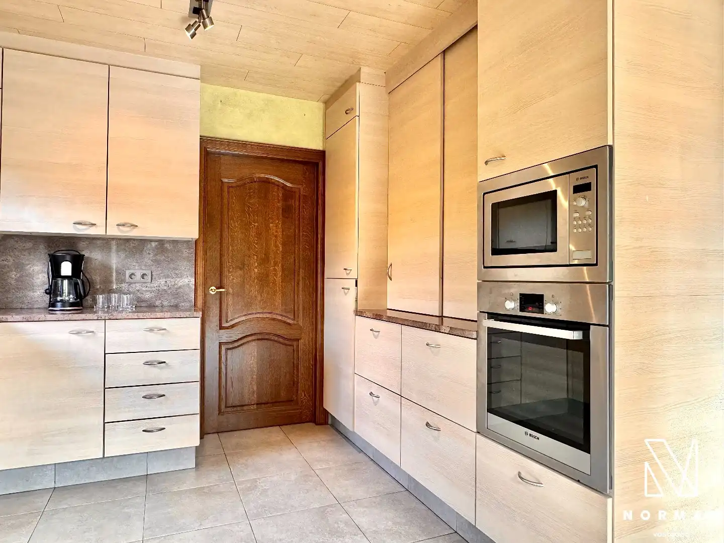 Alleenstaande bungalowwoning met 3 slaapkamers, tuin en garage te koop in rustige woonwijk te Kuurne! foto 10