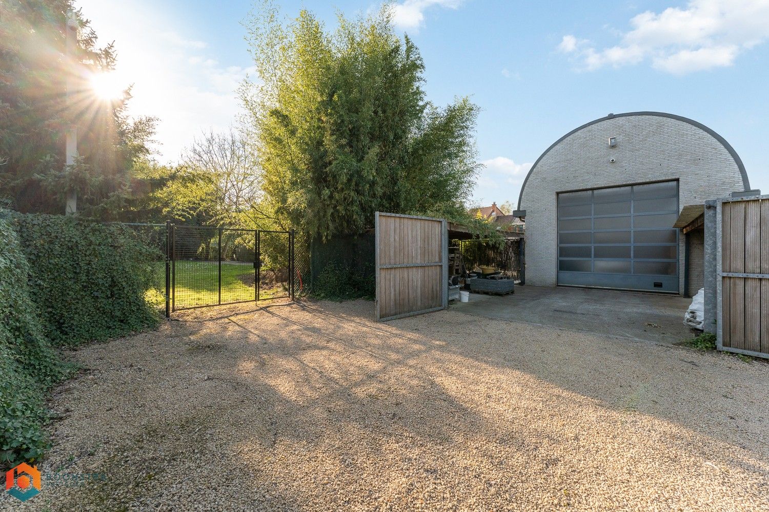 Handelspand met woonst en ruime parking op een perceel van 2592 m² te Rotselaar foto 29