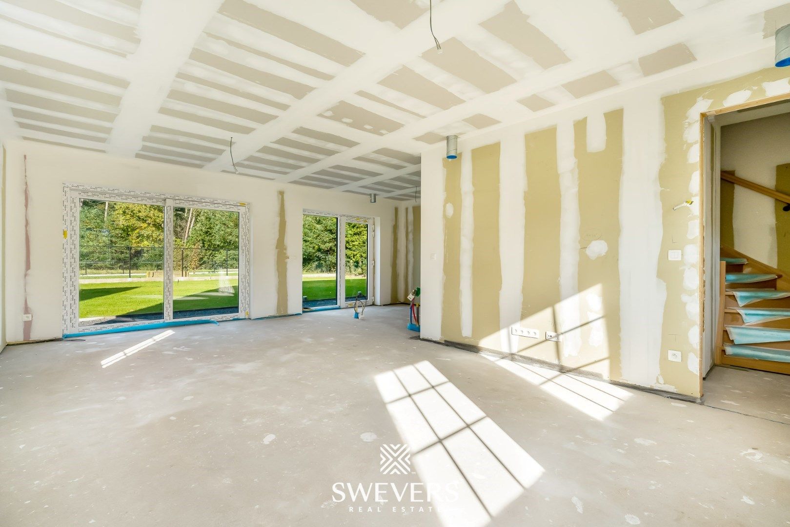 Ruime houtskeletbouwwoning (171 m²) op perceel van 3a 51ca foto 2