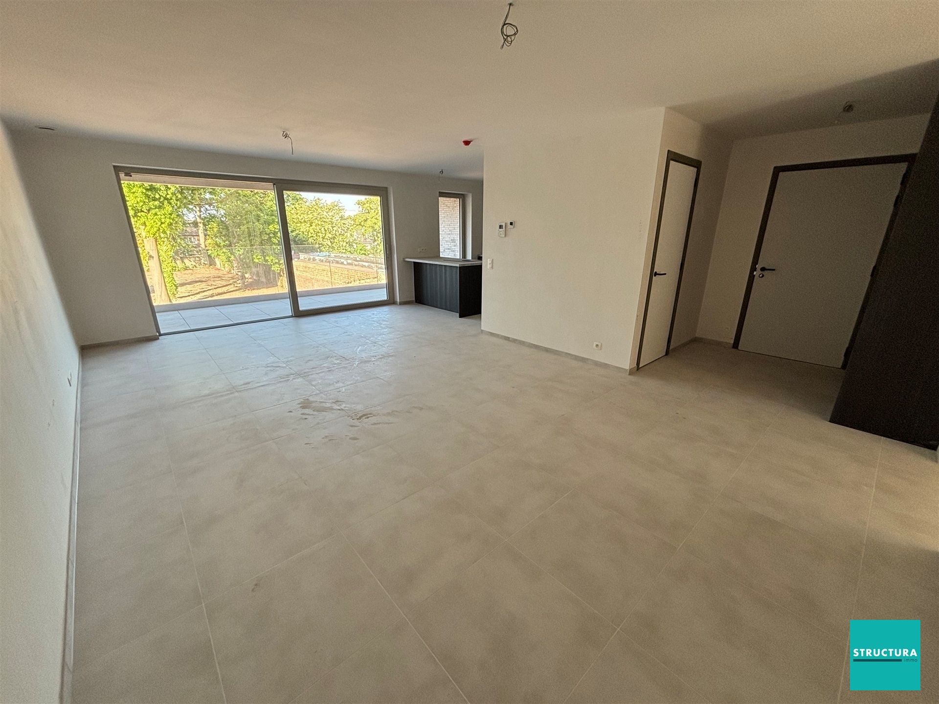 Nieuwbouw appartementen met 2 kamers en terras foto {{pictureIndex}}