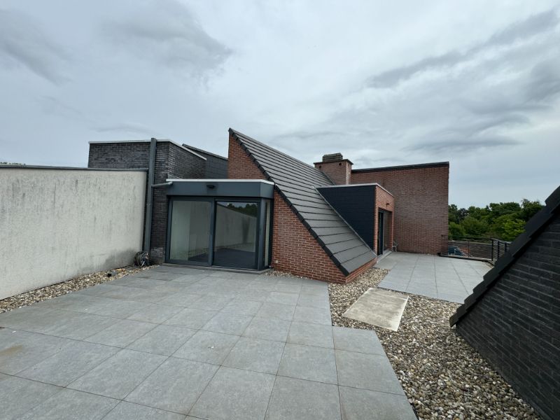 Dakapp - 3slpk - 2 parkings - groot terras! foto {{pictureIndex}}