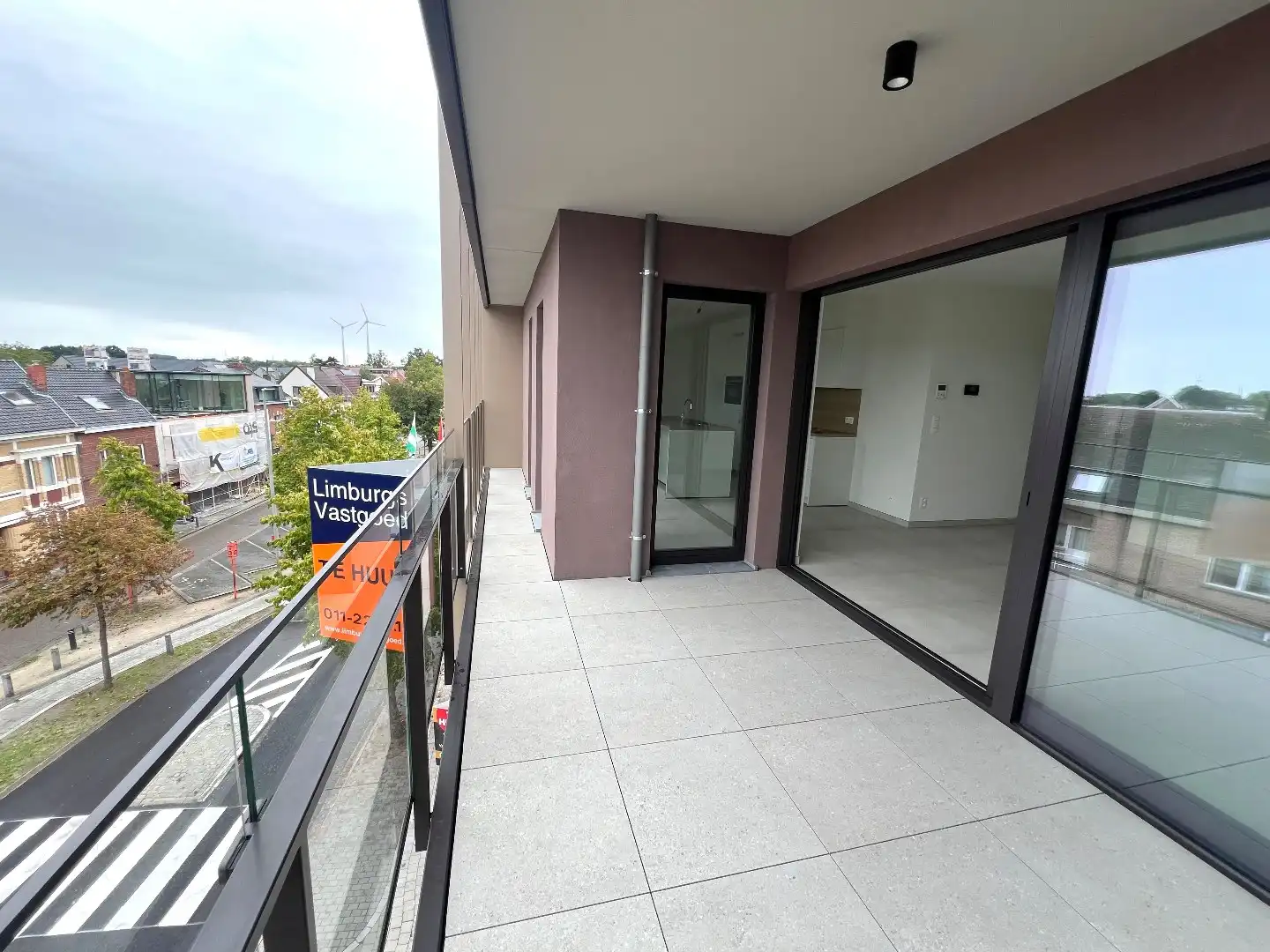 Luxe nieuwbouw appartement, 83m² met ruim terras , 2 slpk op toplocatie foto 2