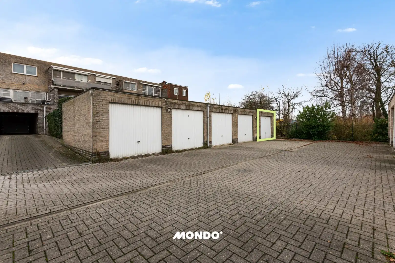 Gelijkvloers appartement met ruim terras en garage in Reet foto 18