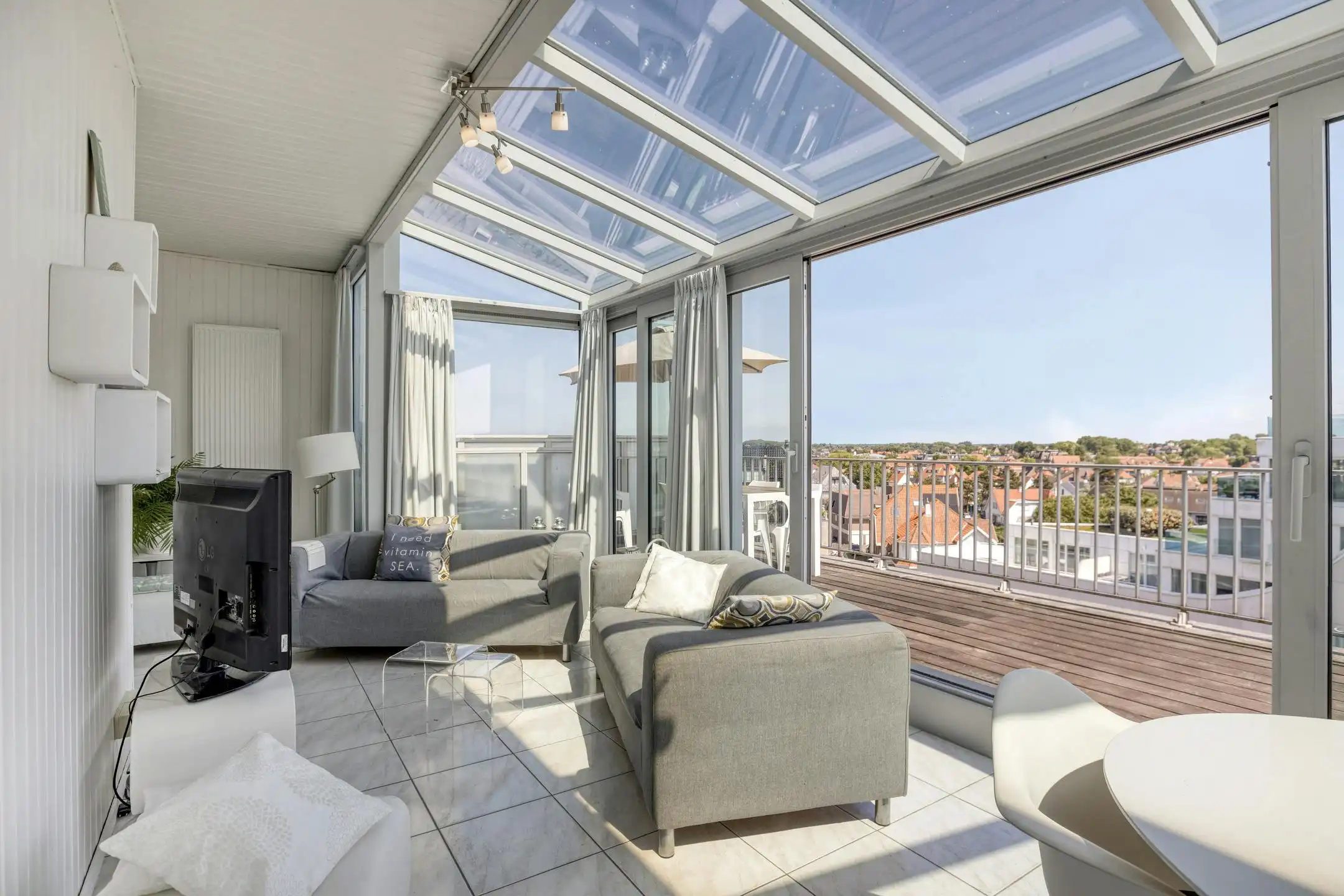 Appartement met 3 slaapkamers en ruim terras in Koksijde-Bad foto 3