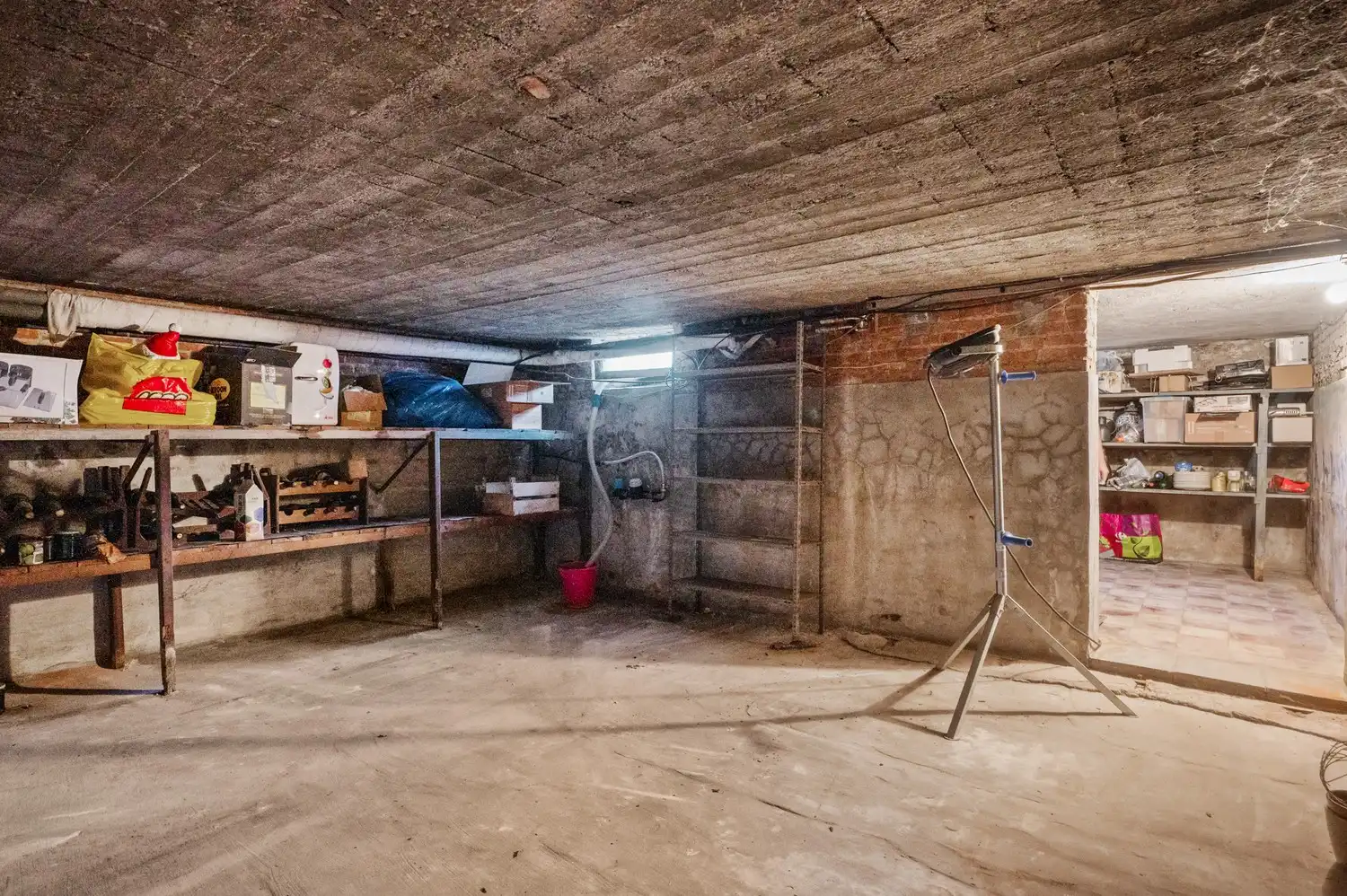 Authentieke woning met 4 slpkrs, loft en magazijn te O-L-V-Waver foto 26