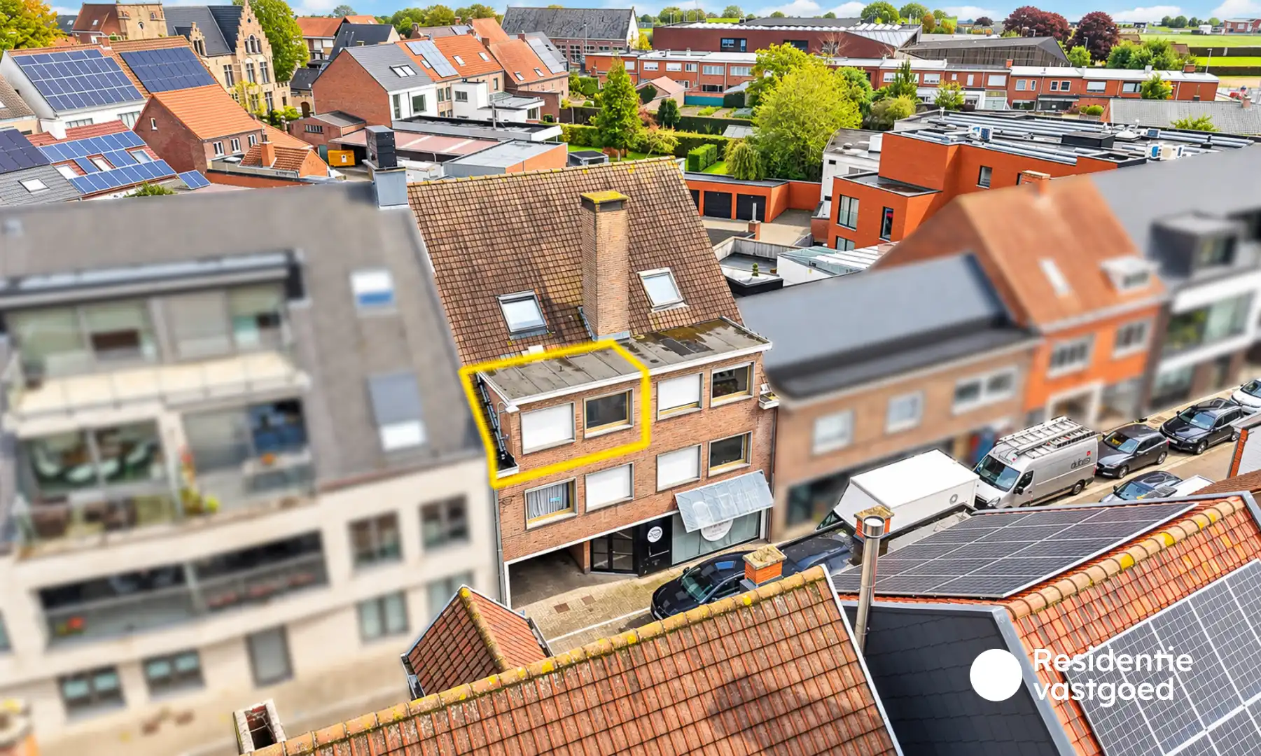 Centraal gelegen investeringsappartement in Ruddervoorde! foto {{pictureIndex}}