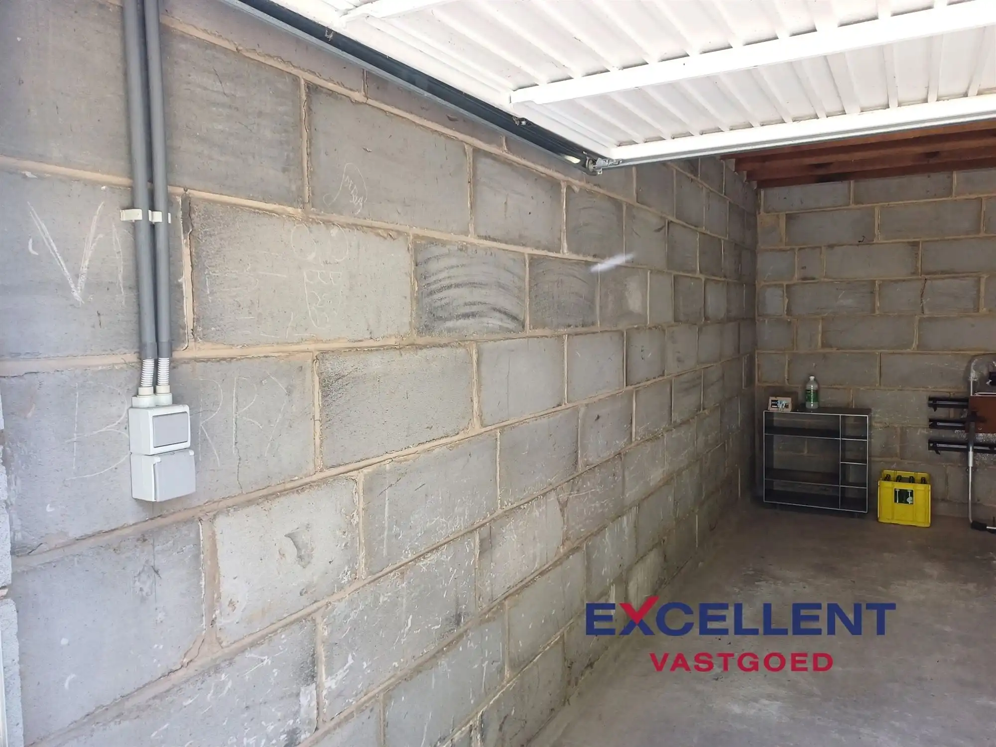 Garagebox te koop centrum Deinze foto 4