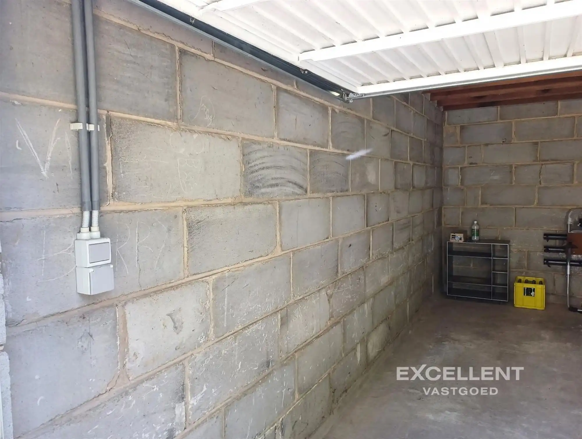 Garagebox te koop centrum Deinze foto 4