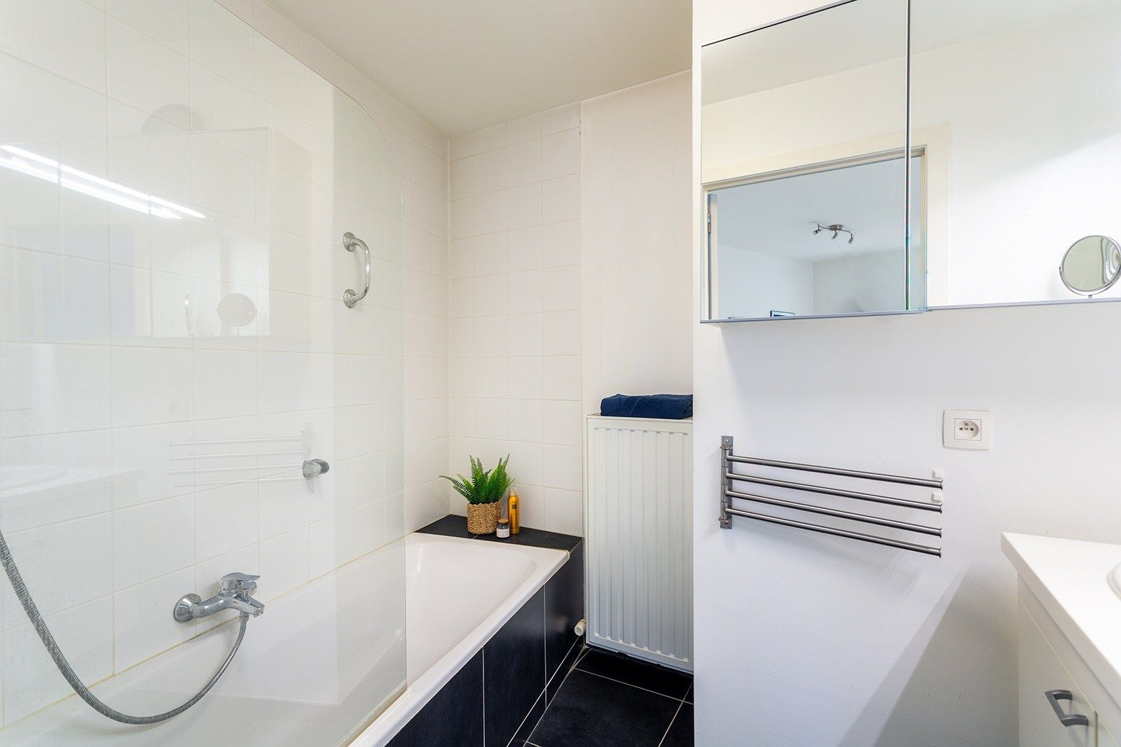 Gemeubeld luxe appartement op top locatie foto 18