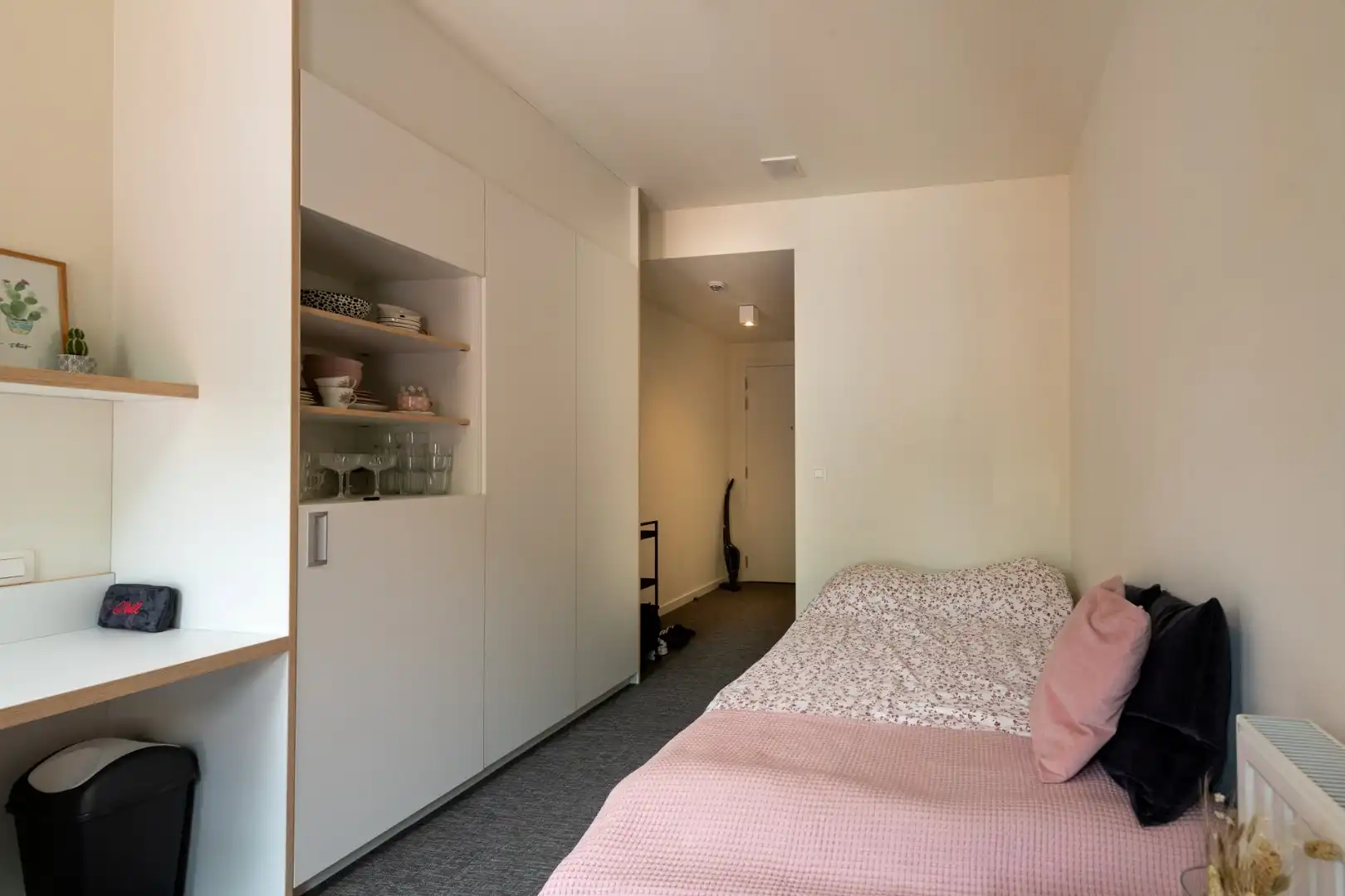 Instapklare en energiezuinige studentenkamer met privébadkamer in hartje Leuven foto 6