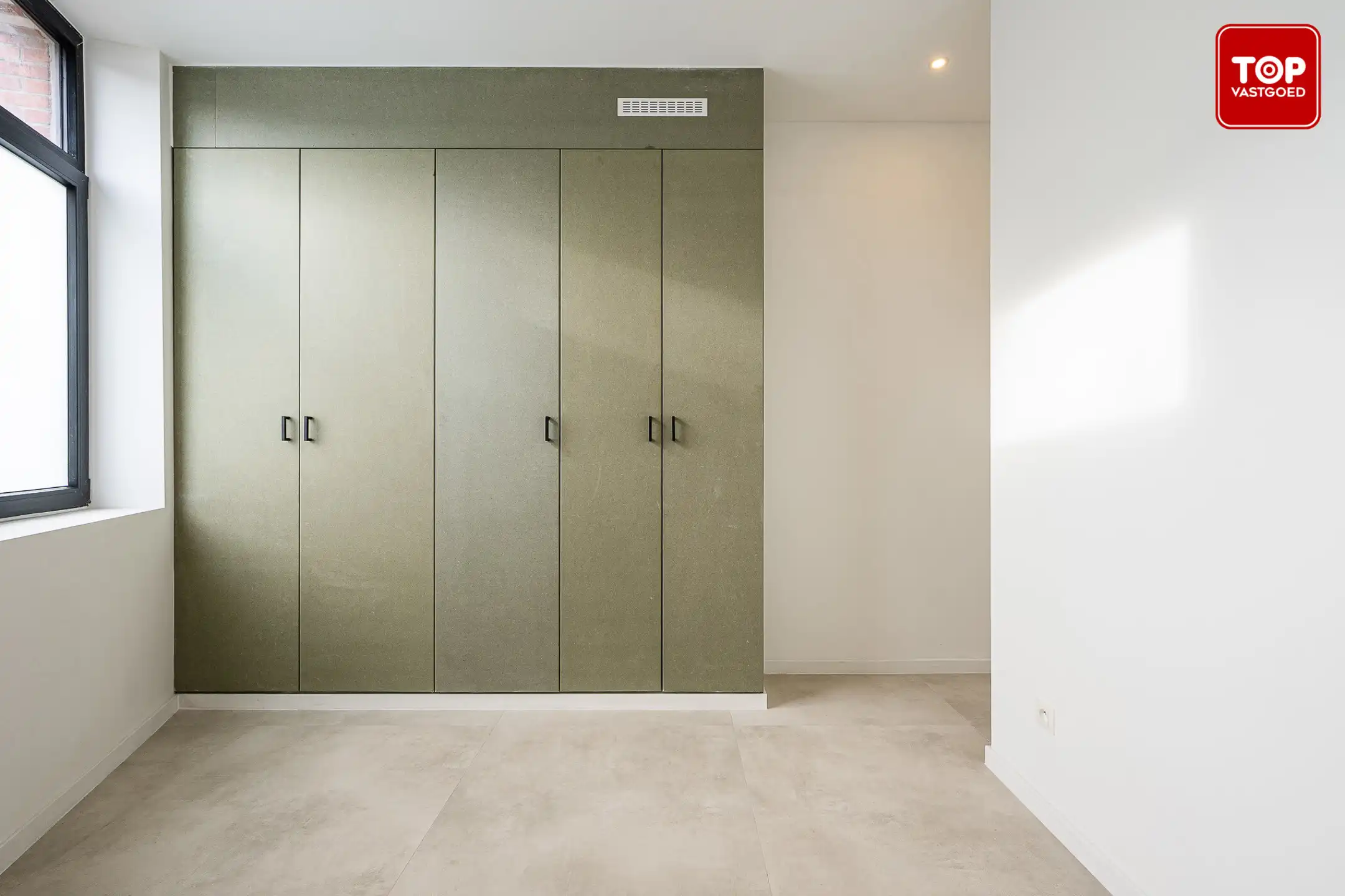 Ruime, energiezuinige woning met 4 slaapkamers. foto 3