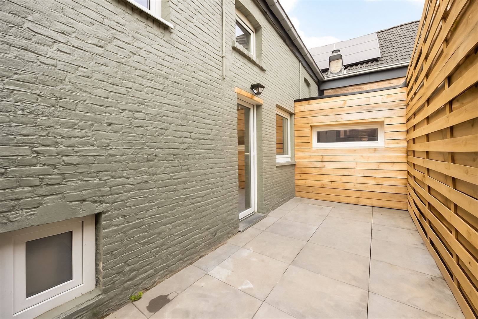 Fijn , recente  gerenoveerde starterswoning met  2 slaapkamers in doodlopend straatje. foto 16