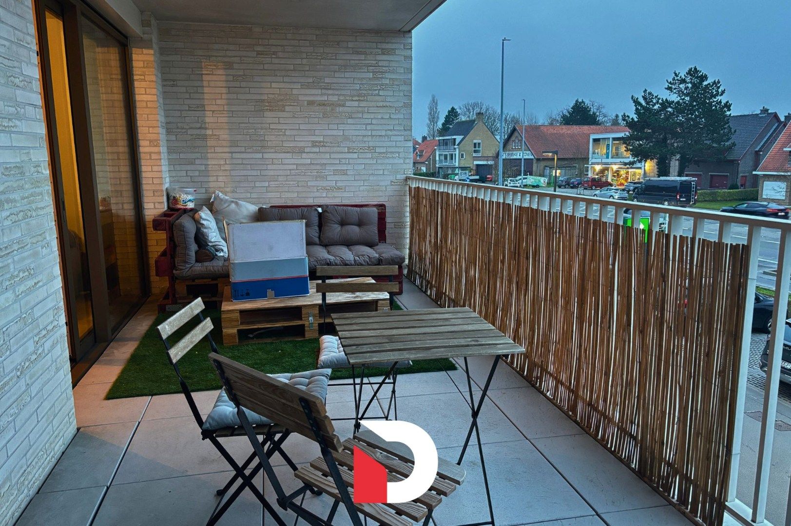 Recent appartement met 1 slaapkamer en ruim terras foto 9