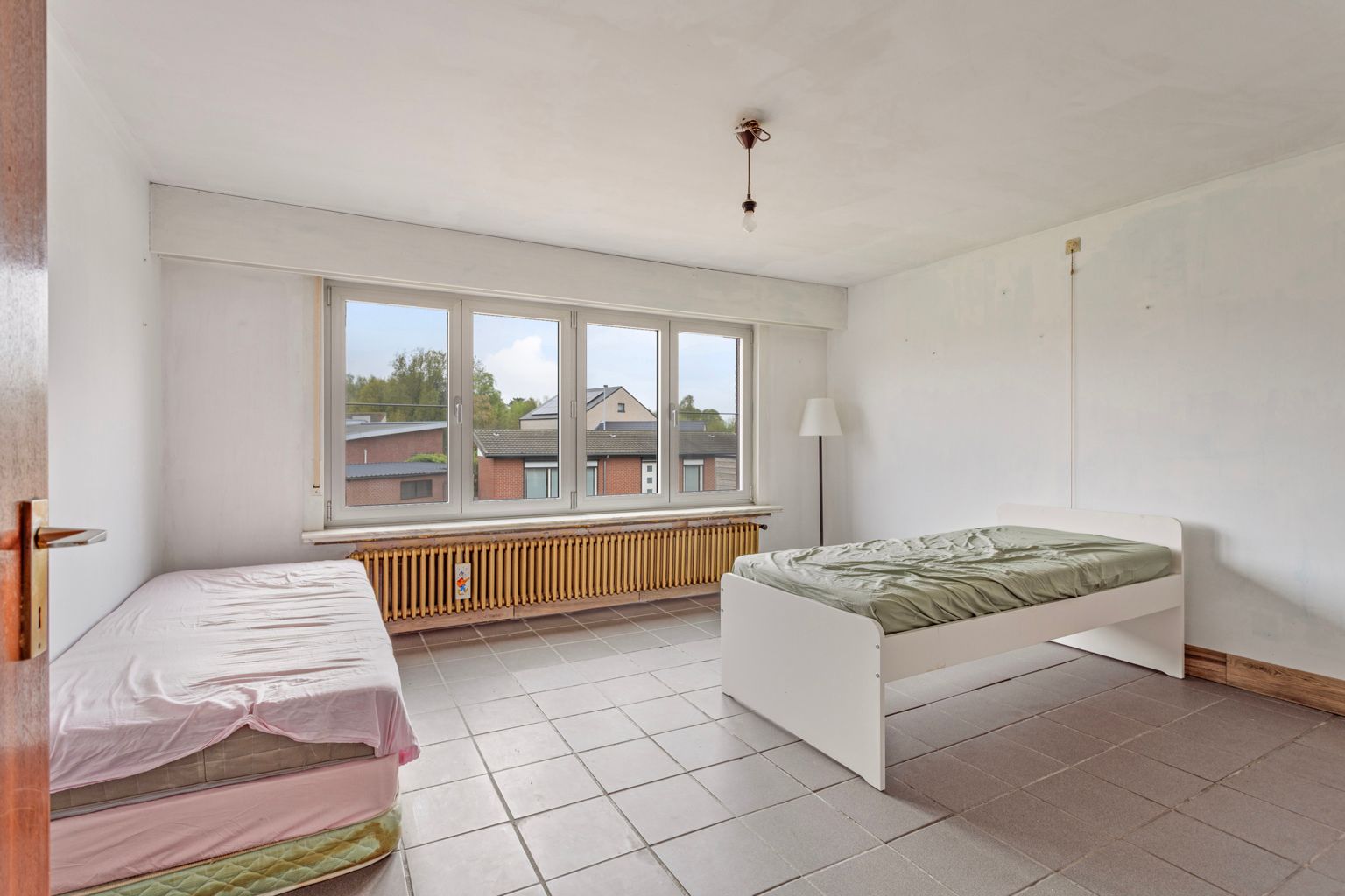 Gunstig gelegen woning met mogelijkheden foto 16