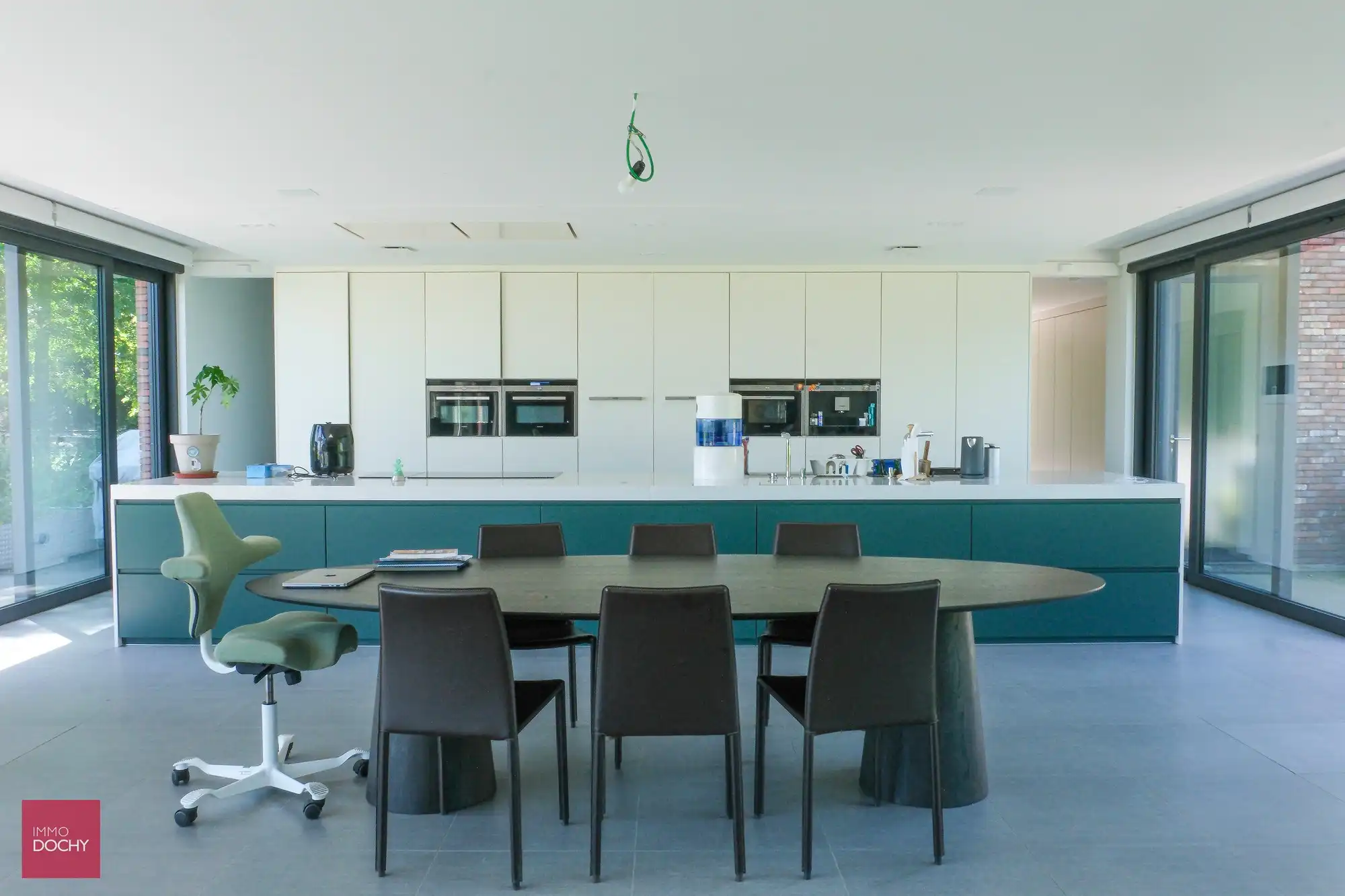 Tijdloze luxe-villa met landelijk zicht foto 20
