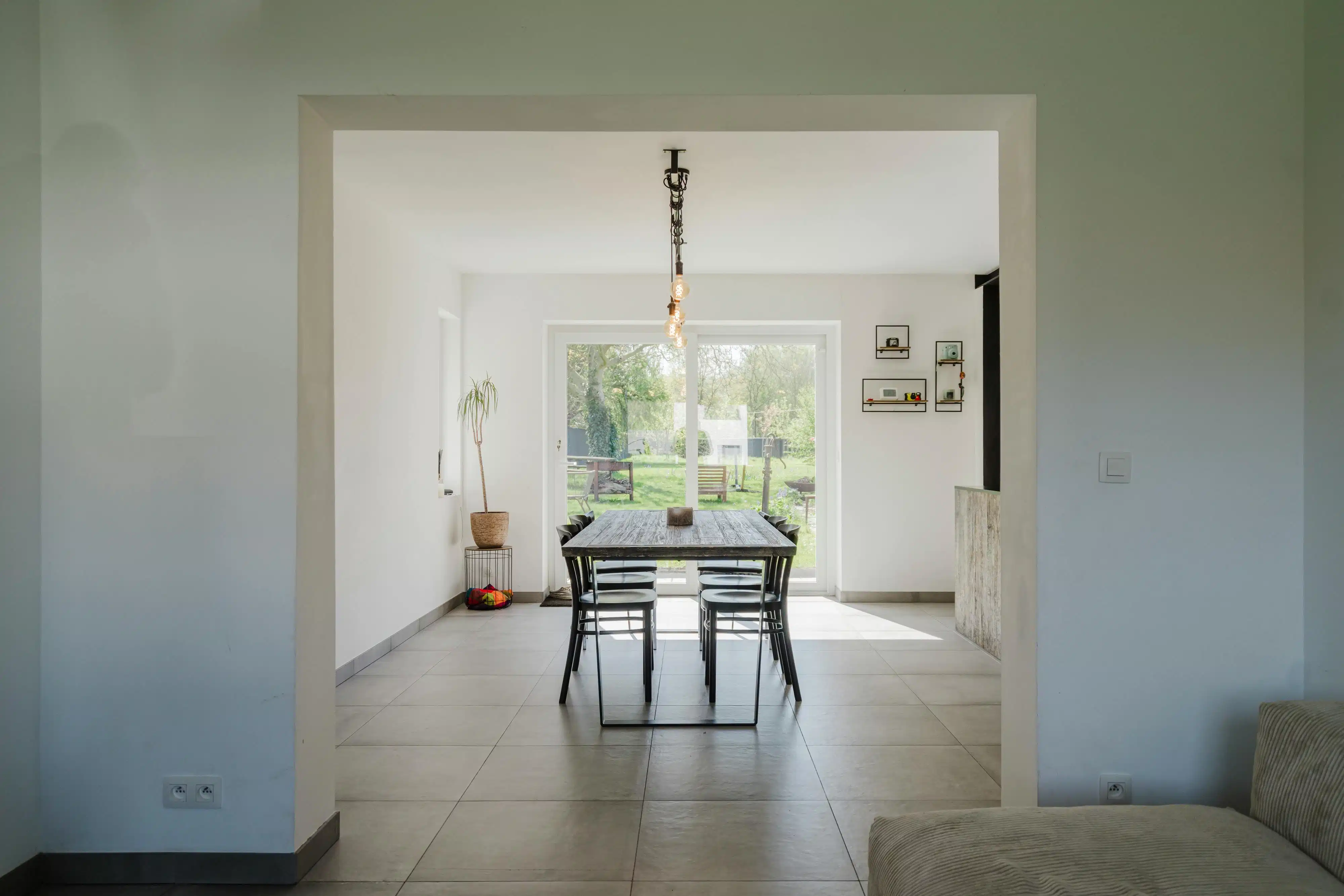 Instapklare woning met 1.200m² perceel in Kortrijk. foto 4