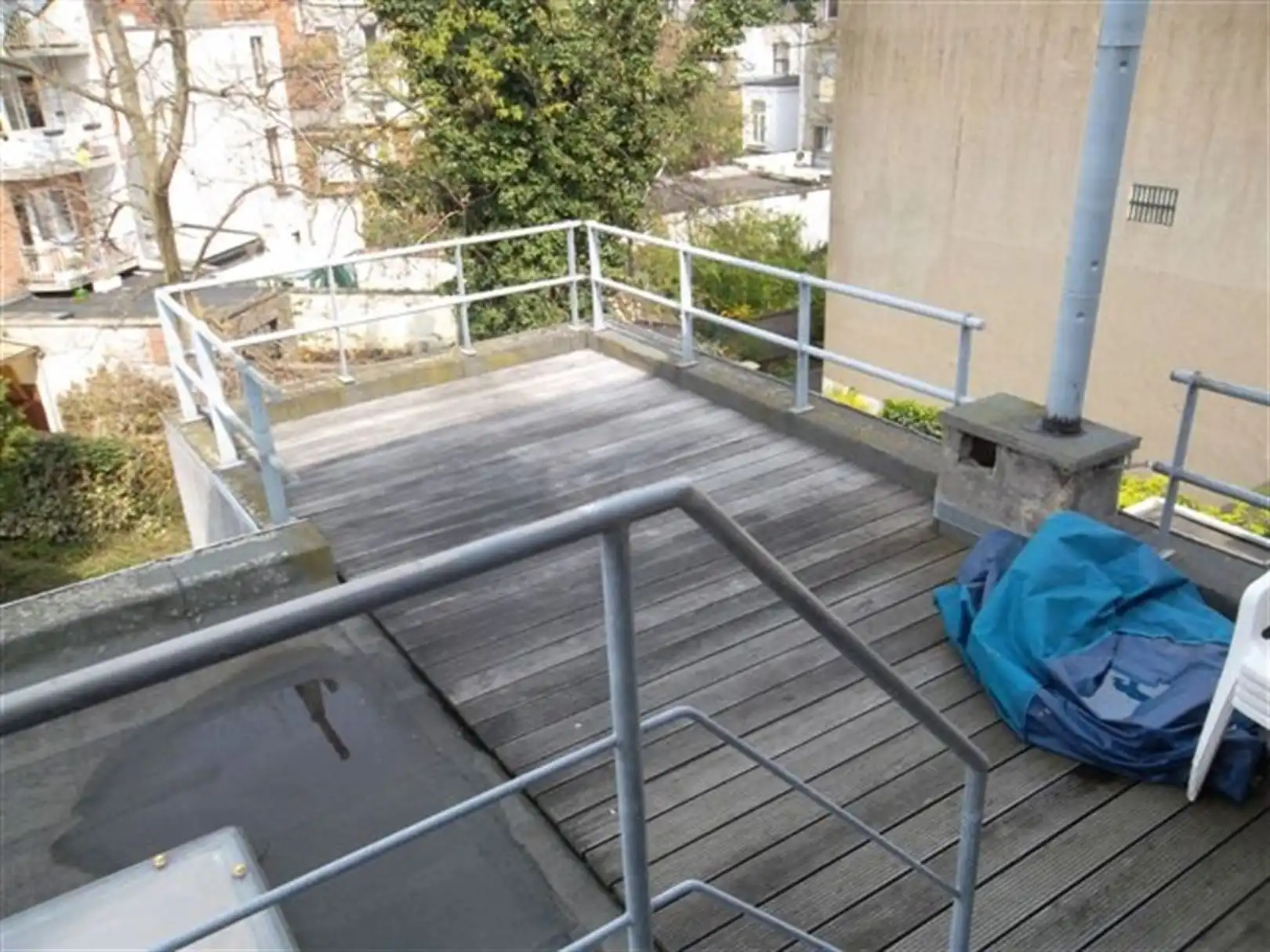 Gemeubeld  2 slaapkamer duplex appartement op 't Zuid! foto 5