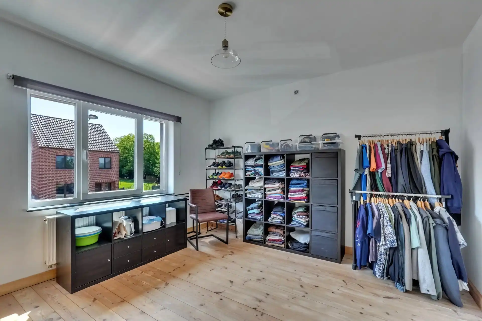 Instapklare, ruime woning met vier slaapkamers foto 14