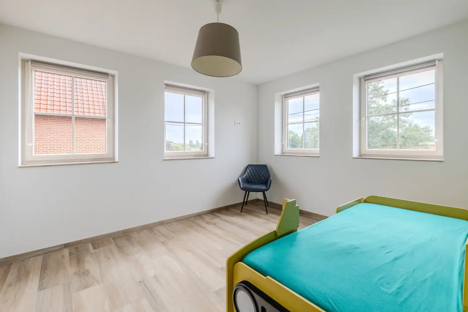 Ruime woning  op een perceel van 7a62ca met 5 slaapkamers en 2 badkamers in Stokkem foto 37