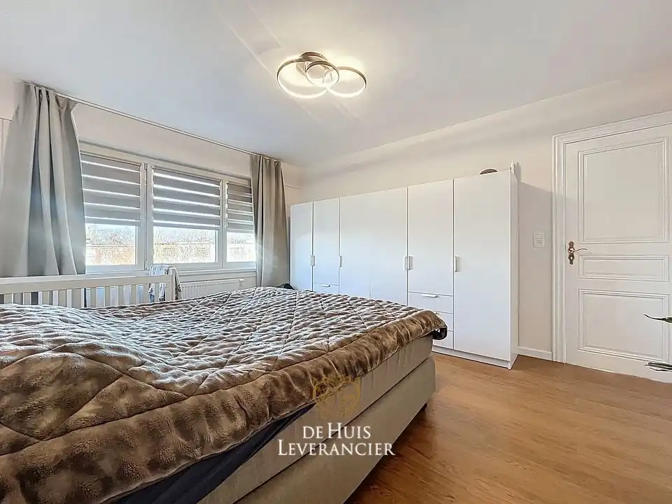 Lichtrijk wonen in de gegeerde Altena-wijk: Een instapklare thuis waar comfort en locatie elkaar ontmoeten foto 11