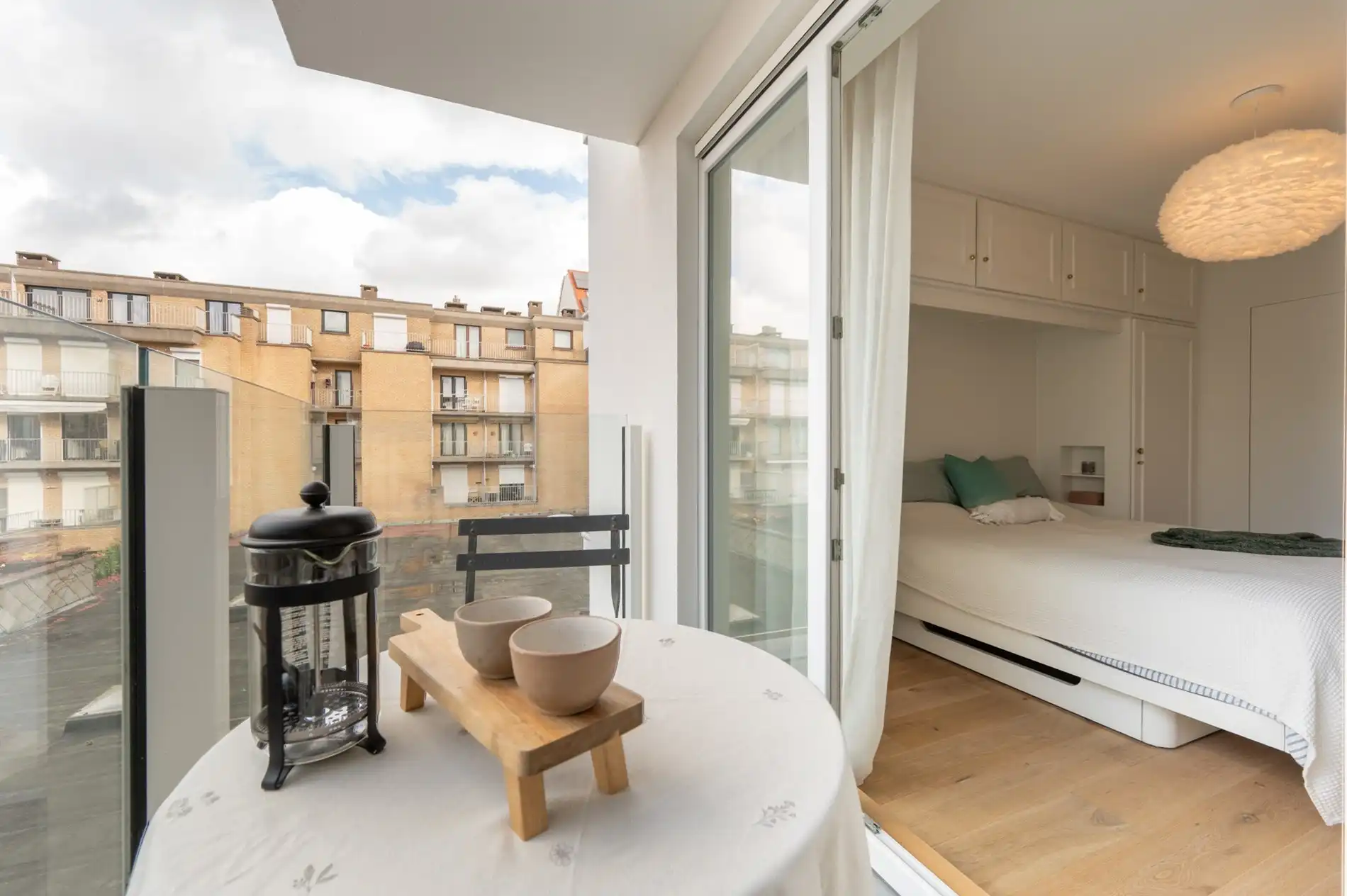 Stijlvol en volledig gerenoveerd appartement op wandelafstand van zee en het commerciële centrum. foto 23