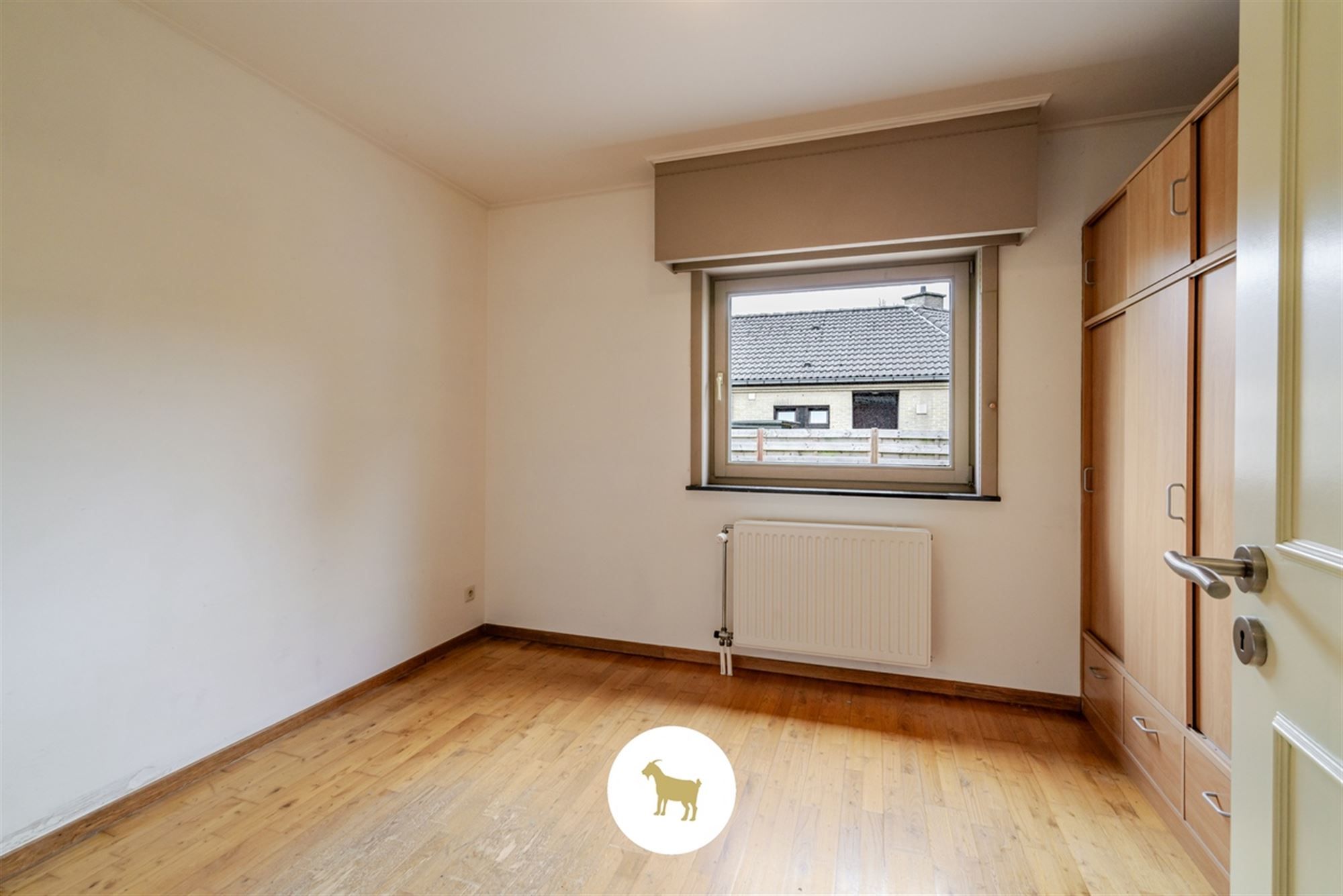 Instapklare OPEN BEBOUWING met 3 SLAAPKAMERS en GARAGE op een rustig gelegen PERCEEL GROND van 655m² foto 17