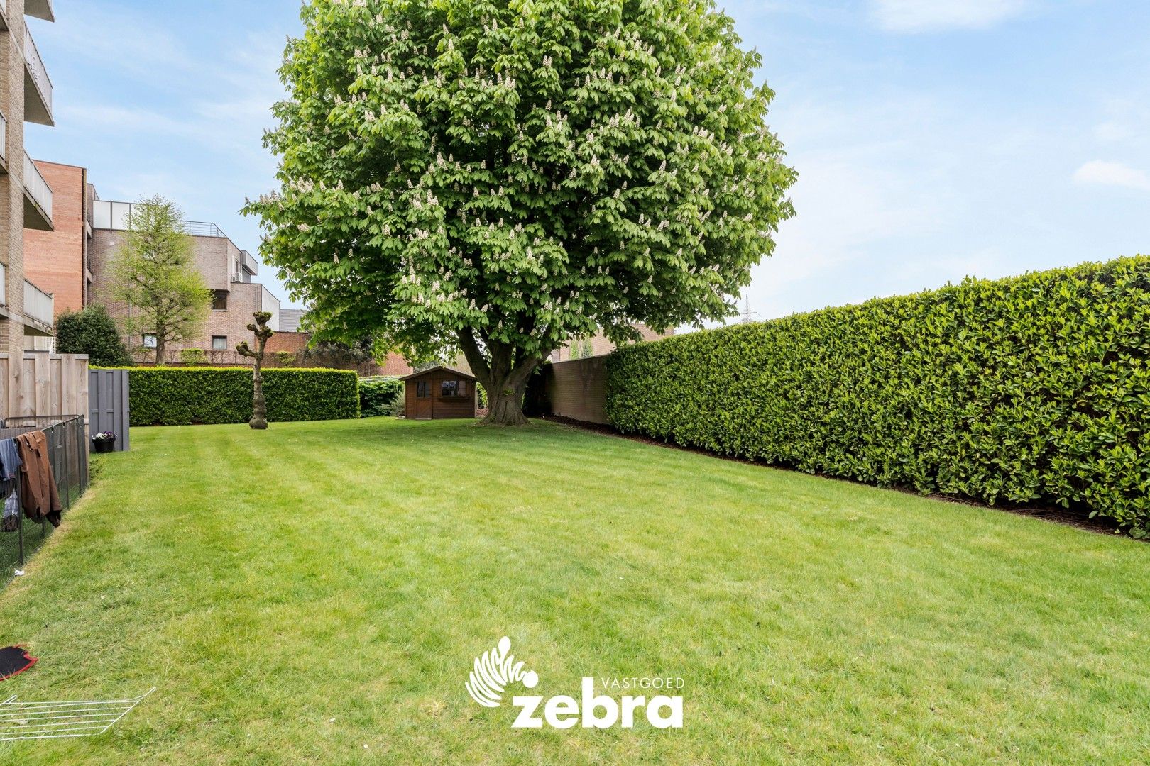 Licht op te frissen appartement op een centrale ligging te Roeselare! foto 14