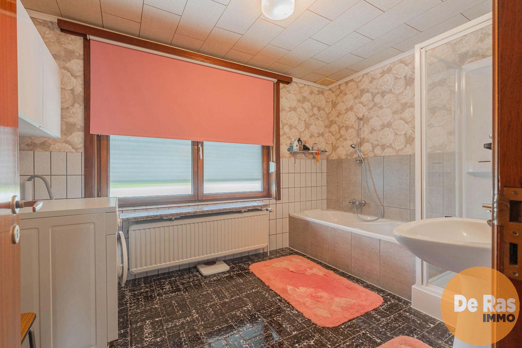 HILLEGEM - Statige HOB op rustige ligging met mooie tuin foto 16
