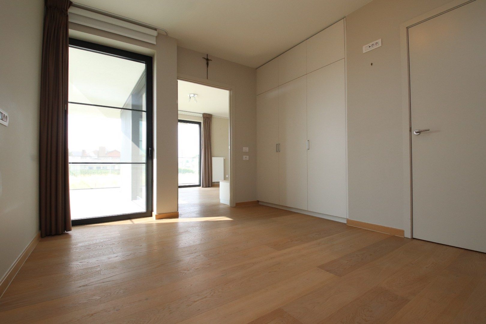 ASSISTENTIEFLAT MET ONDERGRONDSE PARKEERPLAATS foto 9