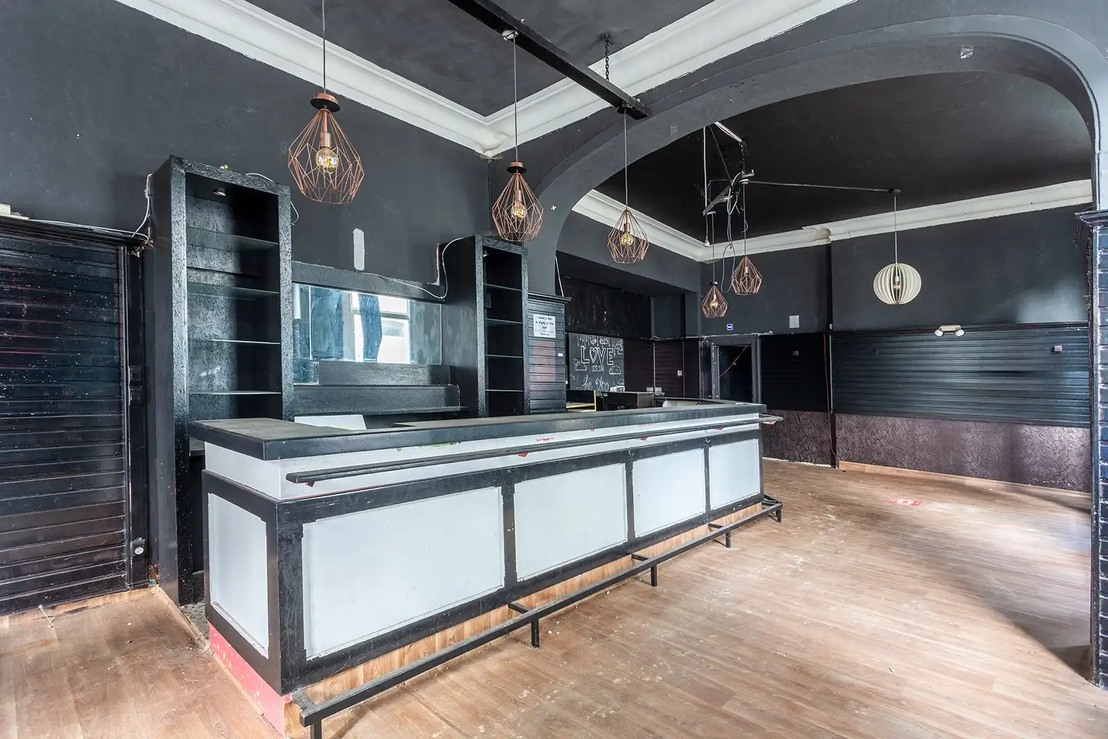 Handelshuis met tal van mogelijkheden! foto 3