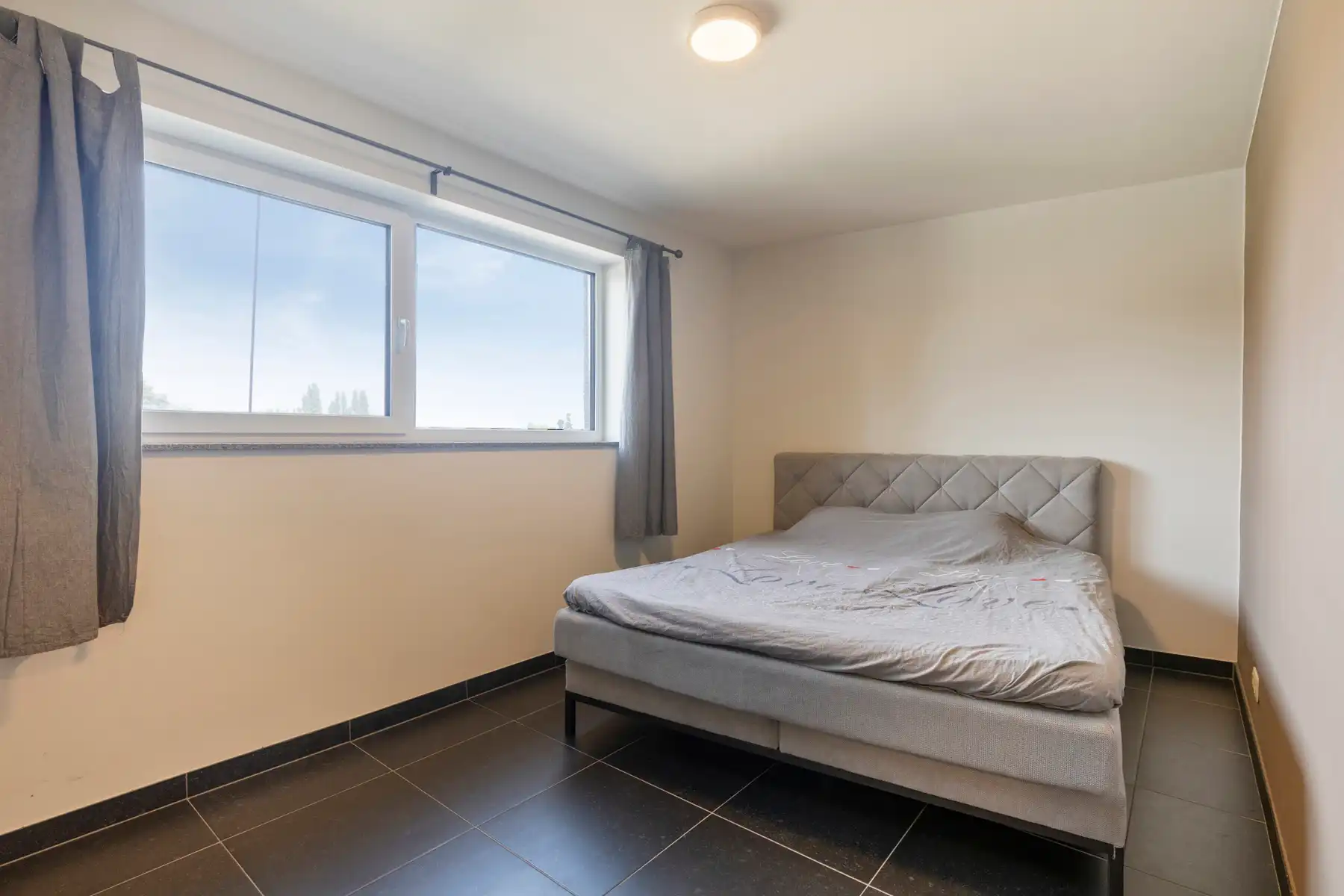 Instapklaar appartement met terras, 2 slpks en staanplaats  foto 13