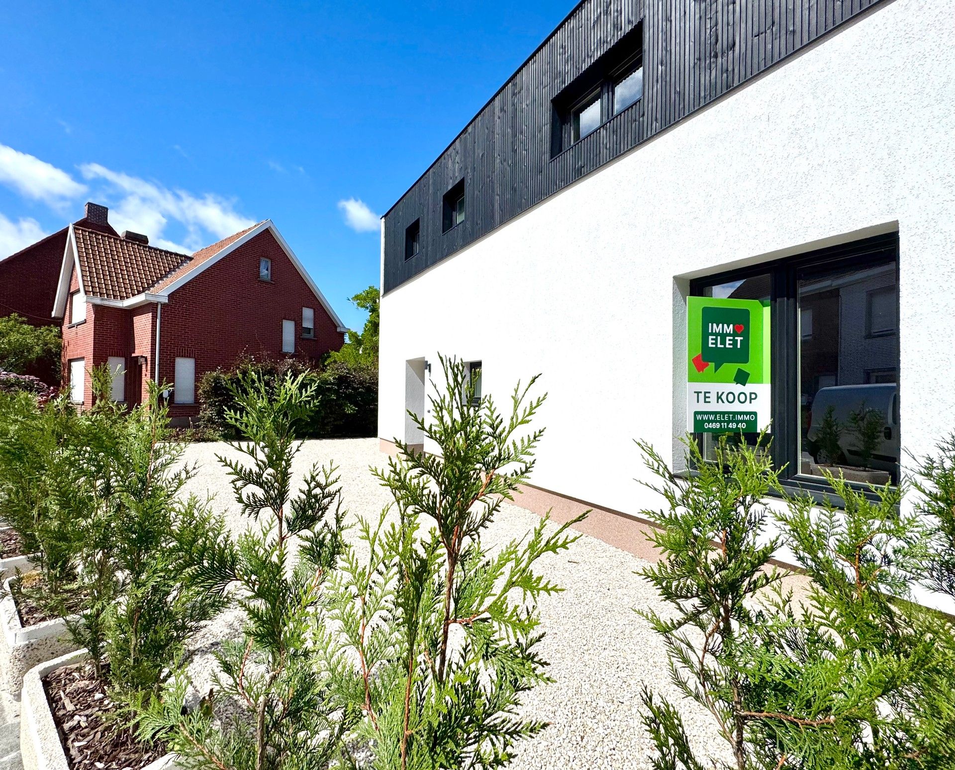 RUIME WONING MET 3 SLPKS, GARAGE EN GROTE TUIN foto 2