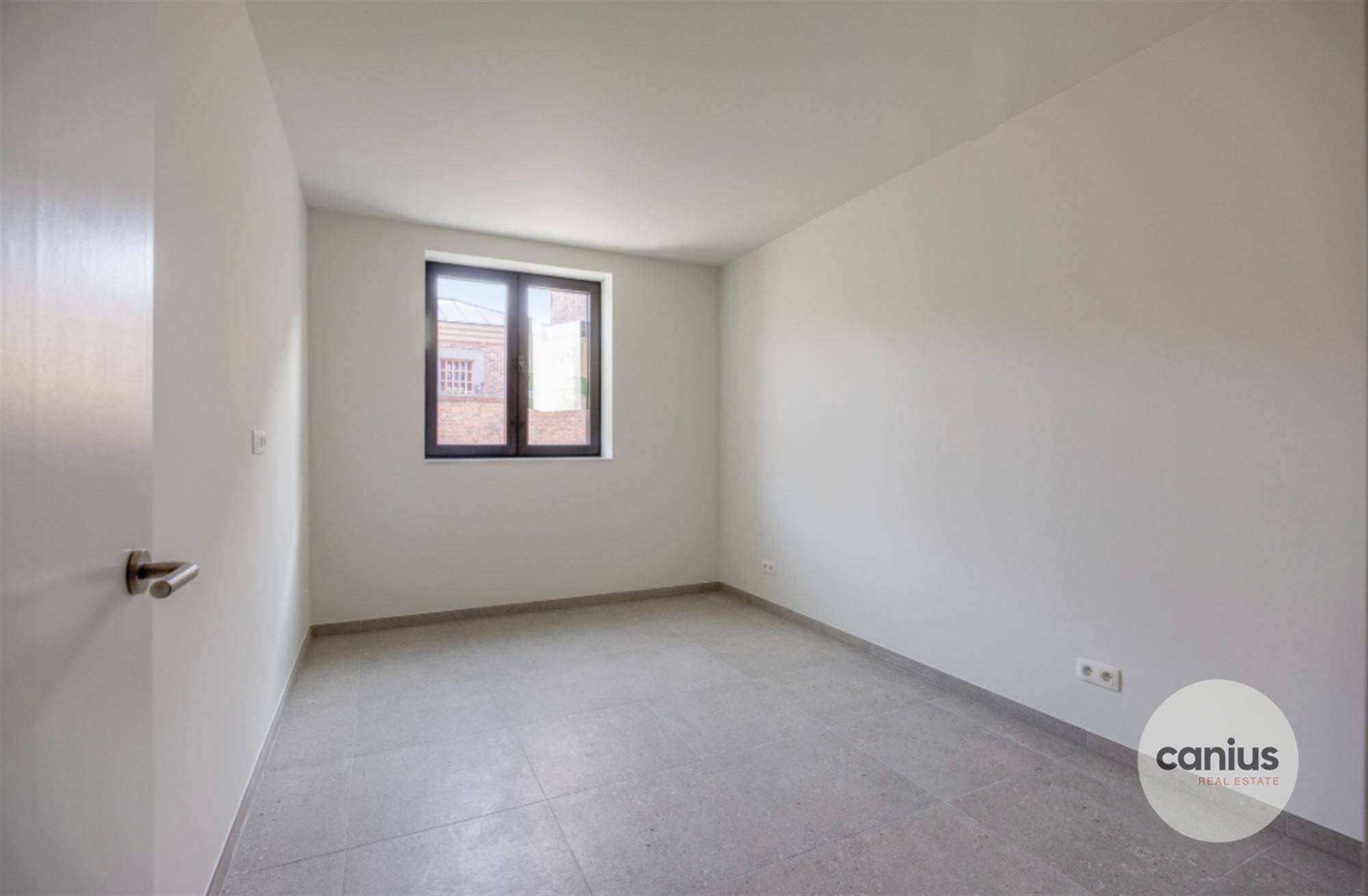 RUIM APP. MET 3 SLPKS EN TERRAS foto 13