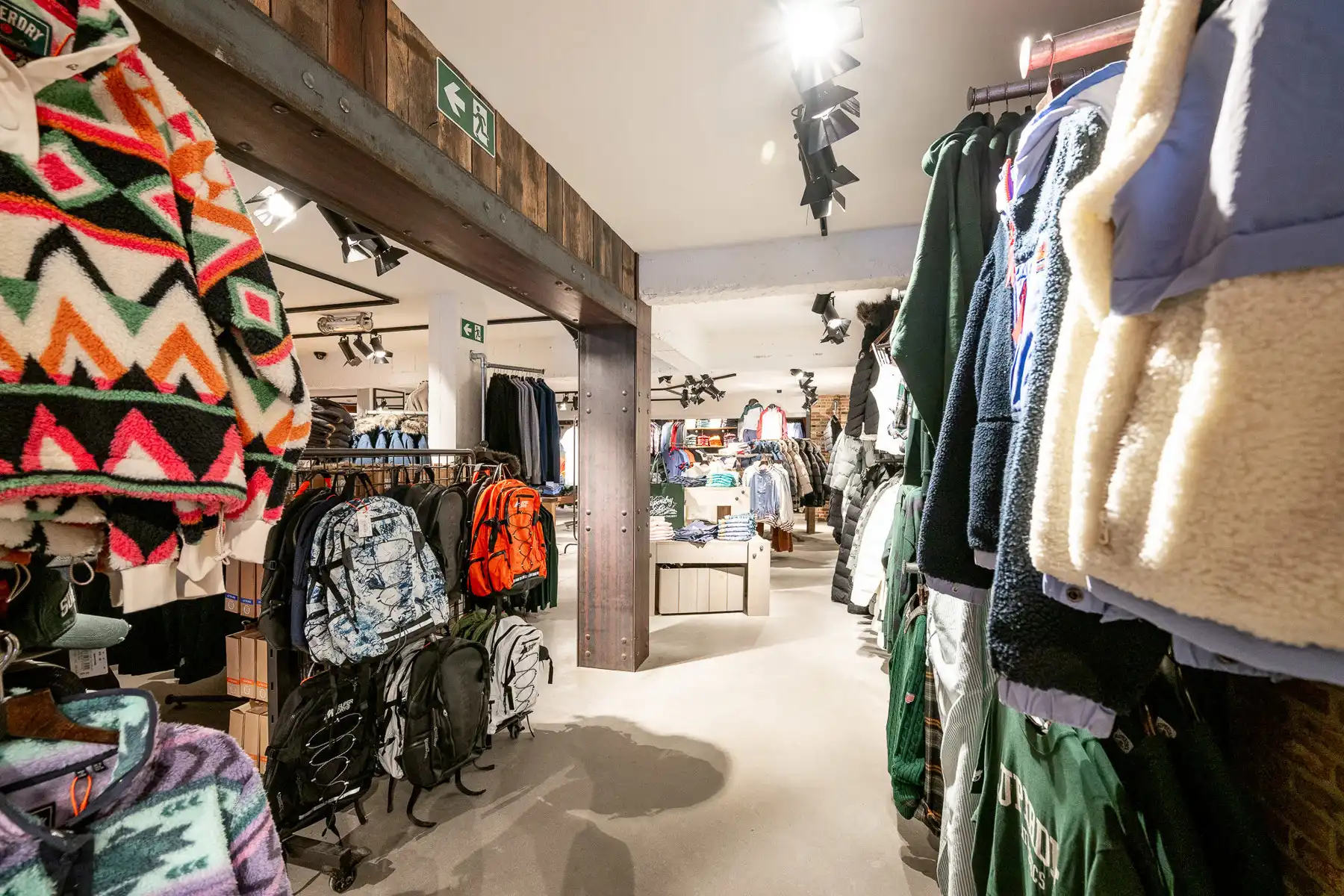 POP-UP - Handelspand te huur op toplocatie Albertplein vlakbij de Zeedijk foto 13